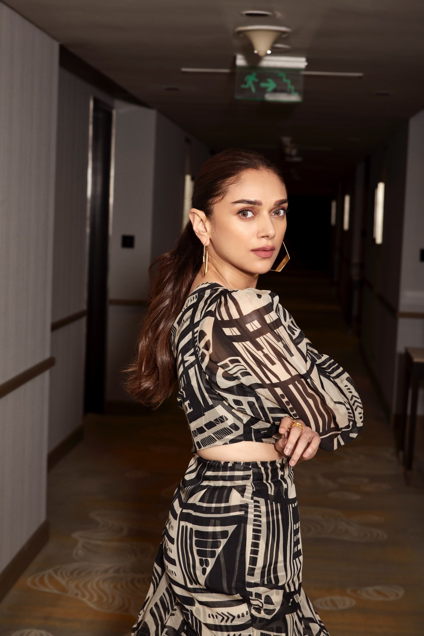 Aditi Rao Hydari White Abstract Print Ruffle Skirt Top & Belt Set - Women's Fashion Outfit for Party, Wedding & Special Occasions