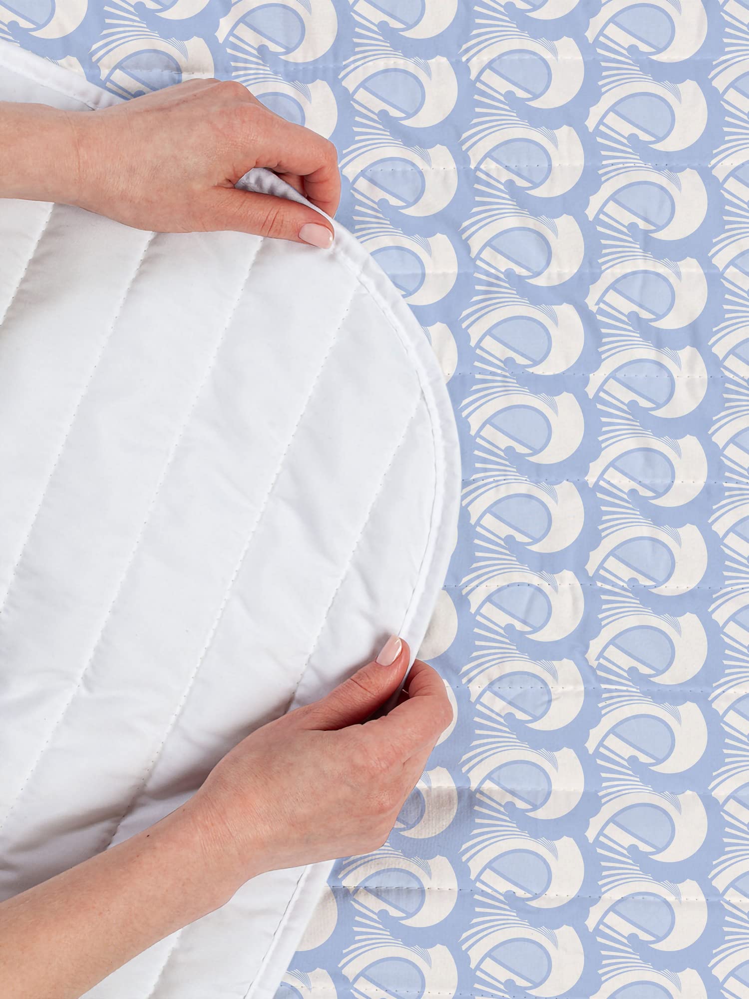 Ambesonne Wave Microfiber Bedspread Set - Abstract Ocean Waves Retro Design, Soft Twin Size Comforter with Pillow Sham in Pale Blue & White | Perfect for Coastal, Nautical & Boho Bedroom Decor