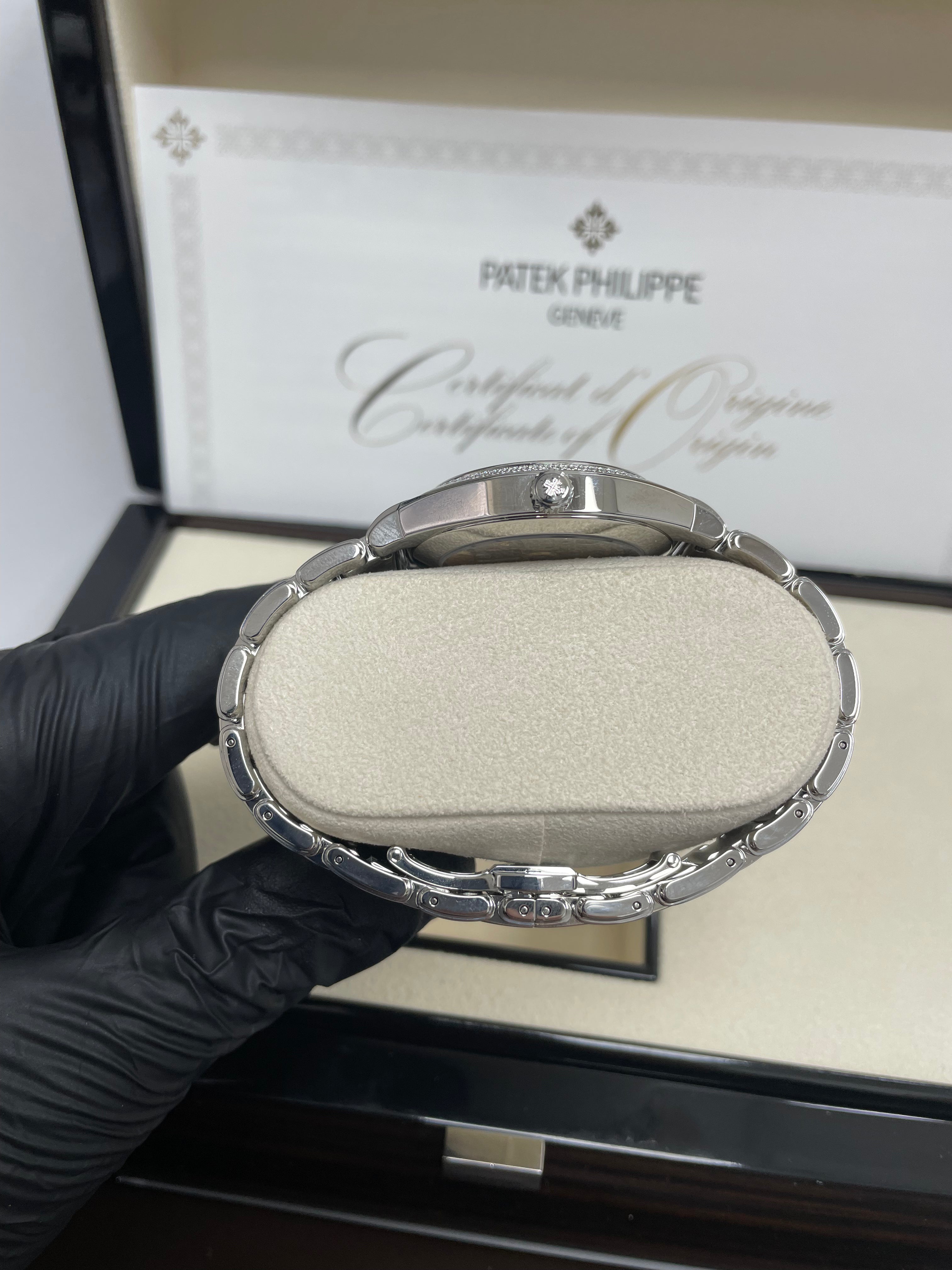 Patek Philippe Twenty~4 Automatic Ladies Watch - Gray Sunburst Dial (Ref #7300/1200A-010) | Luxury Women's Timepiece for Business, Gala & Special Occasions