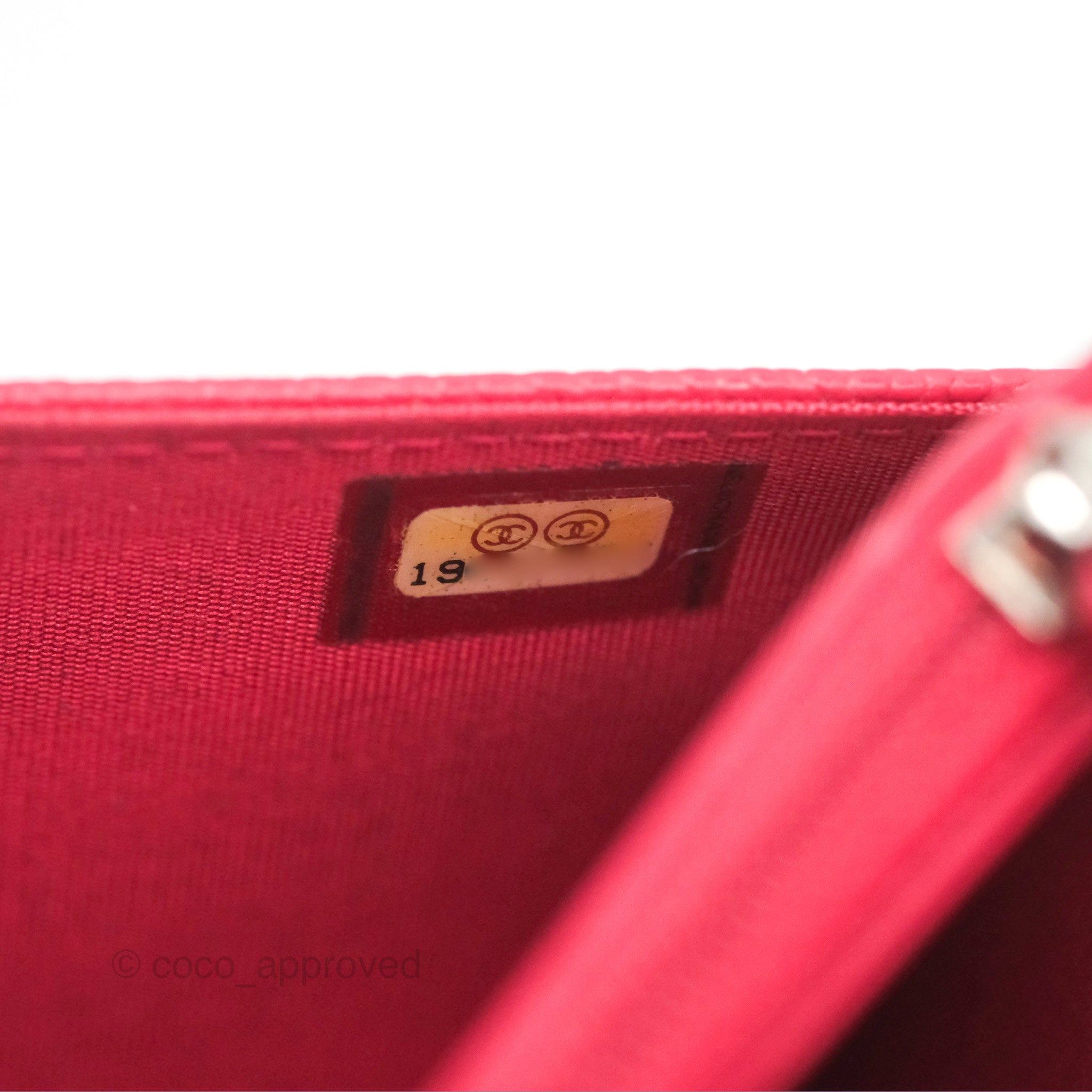 Chanel CC Wallet On Chain WOC in Dark Pink Caviar Leather with Silver Hardware - Perfect for Evening Events, Parties & Luxury Fashion Accessories