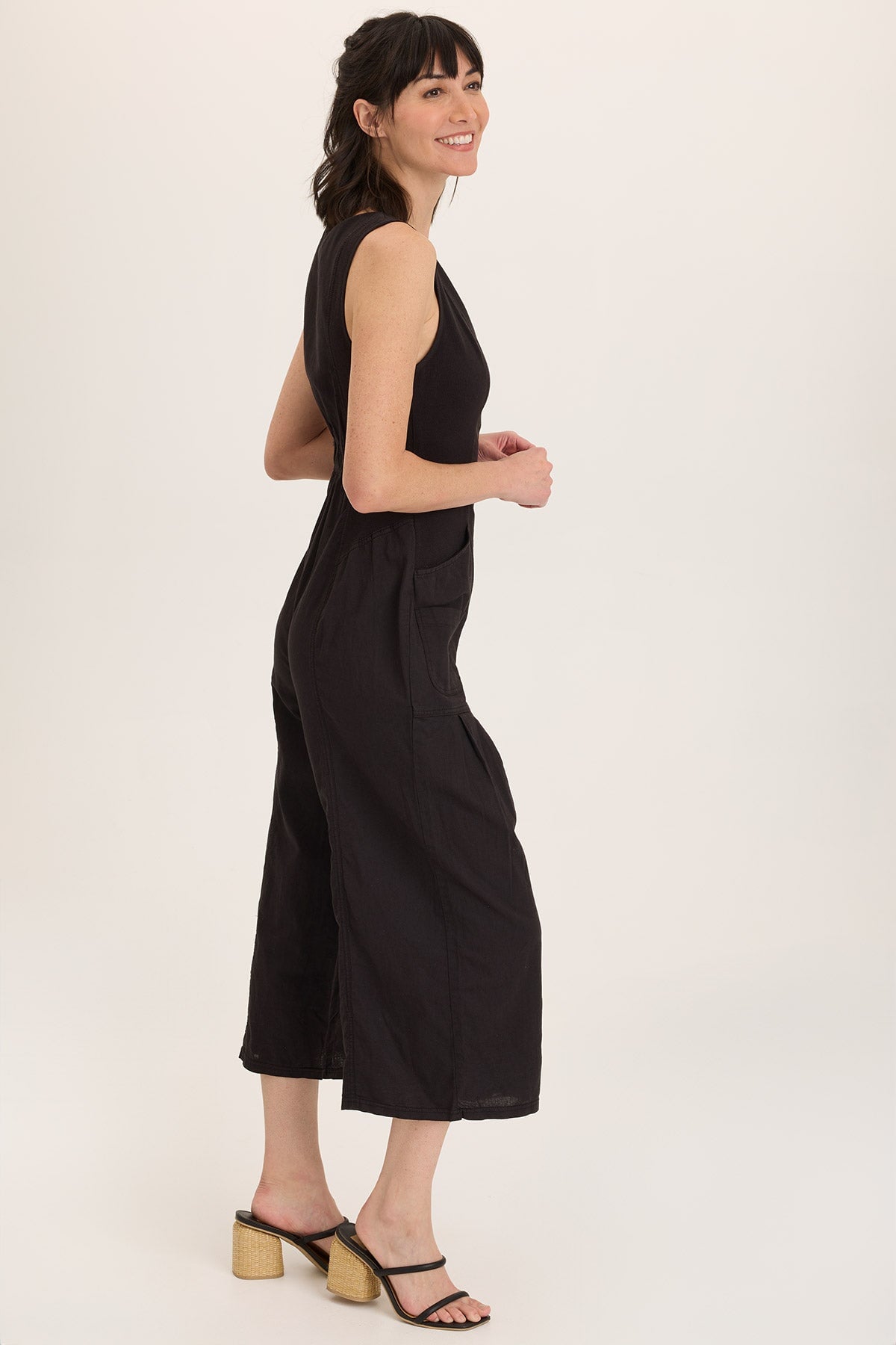 Linen Macgowan Wide Leg Cargo Jumpsuit for Women - Comfortable & Stylish Summer Outfit - Perfect for Casual Wear, Travel, and Outdoor Activities