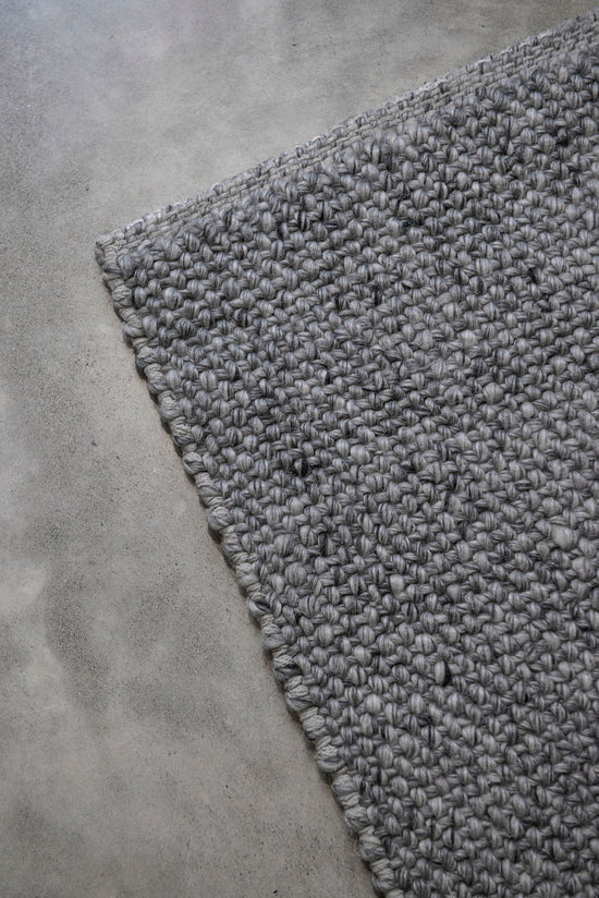 Premium Baya Nebraska Floor Rug - Charcoal Gray - 160cm x 230cm (5.2ft x 7.5ft) - Soft & Durable - Perfect for Living Room, Bedroom, or Office Decor