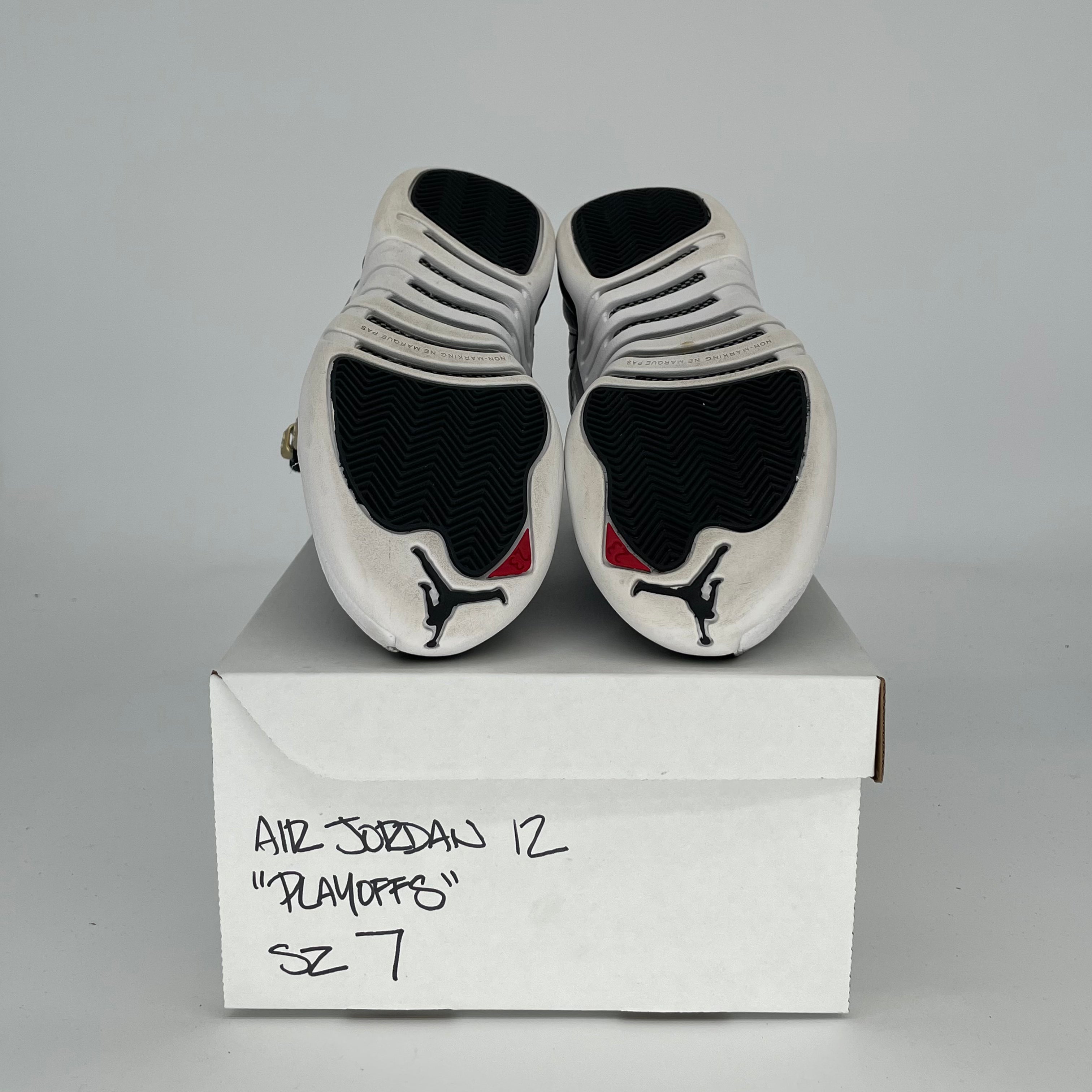 Original Air Jordan 12 Playoffs Basketball Shoes - Men's Size 7 / Women's 8.5W (Style Code 153265-006) - Perfect for Streetwear & Court Performance