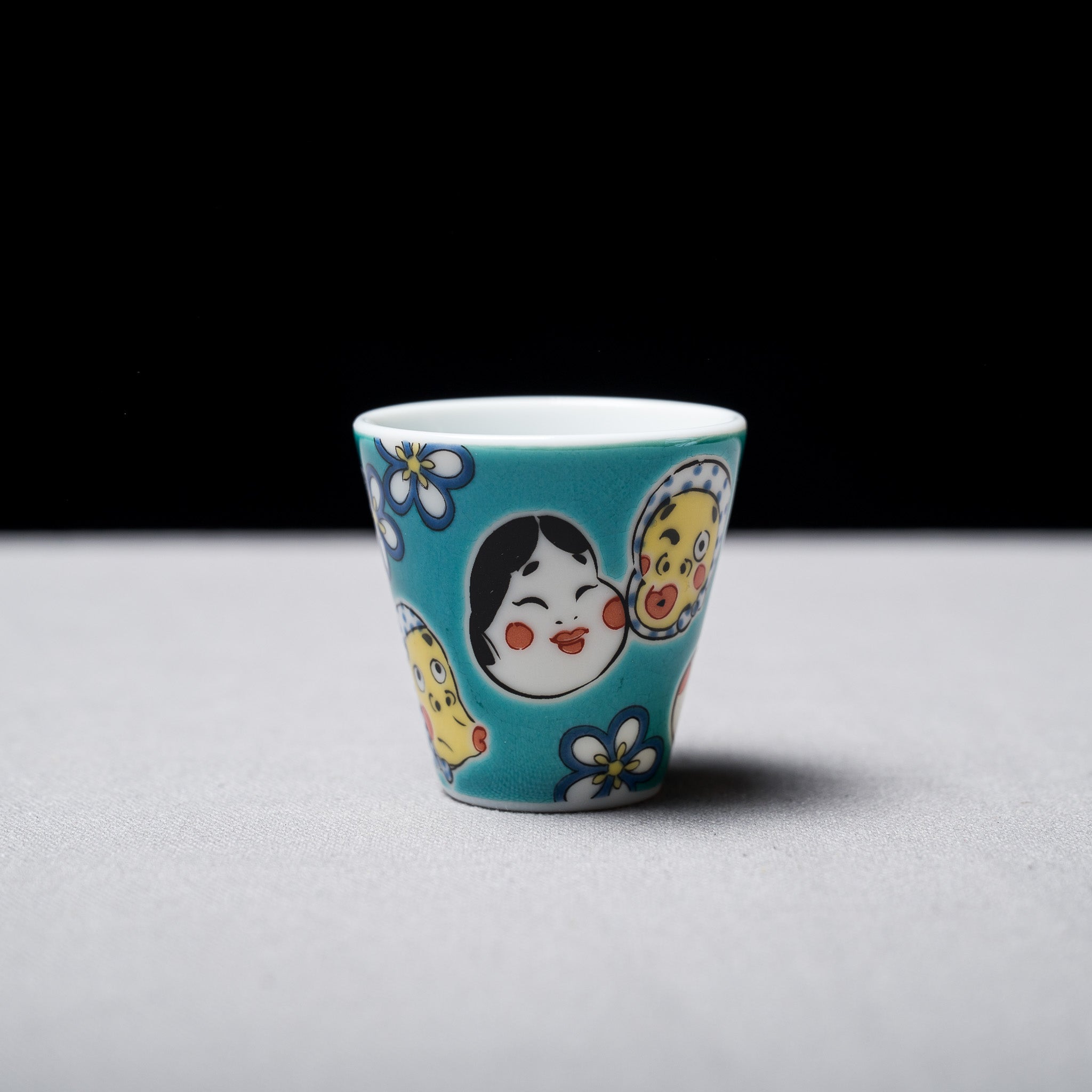 Kutani Design x Wakasa Porcelain Sake Cup Set - 30 Unique Japanese Ceramic Drinking Cups for Sake, Tea & Cocktails - Traditional Handcrafted Japanese Tea Ceremony & Home Bar Accessories
