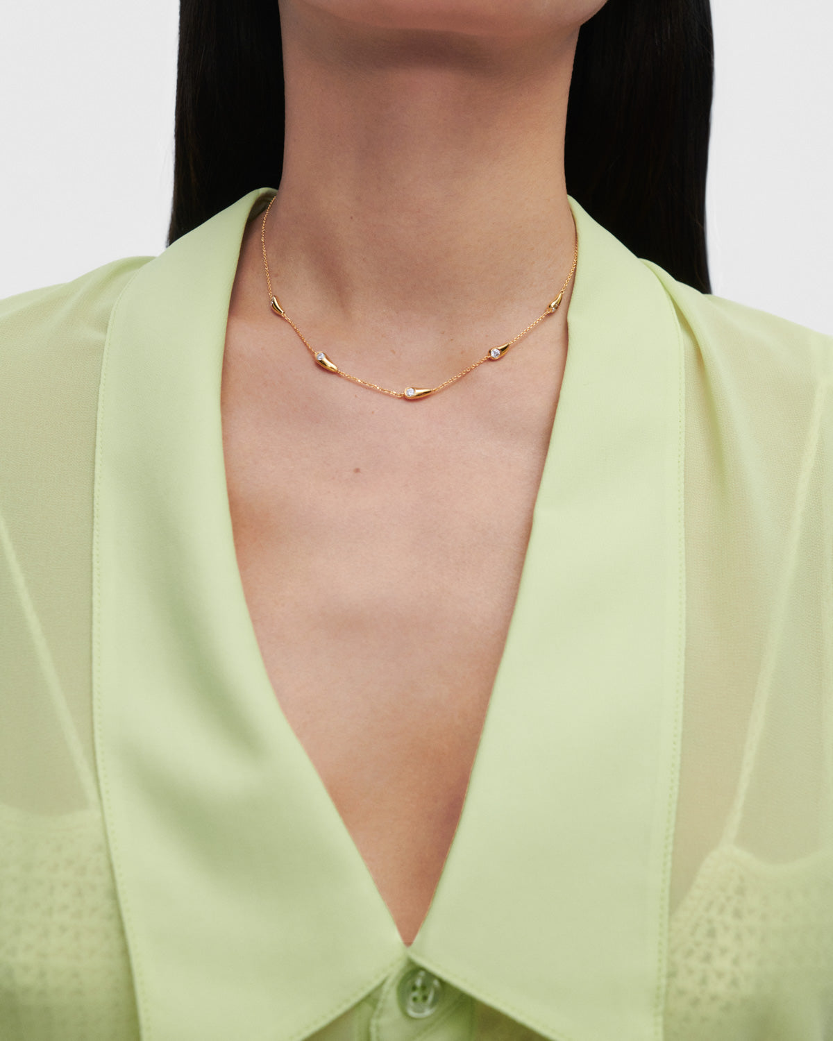 GRID Becca Necklace - Elegant Gold Plated Pendant Necklace for Women, Perfect for Everyday Wear, Date Nights & Special Occasions