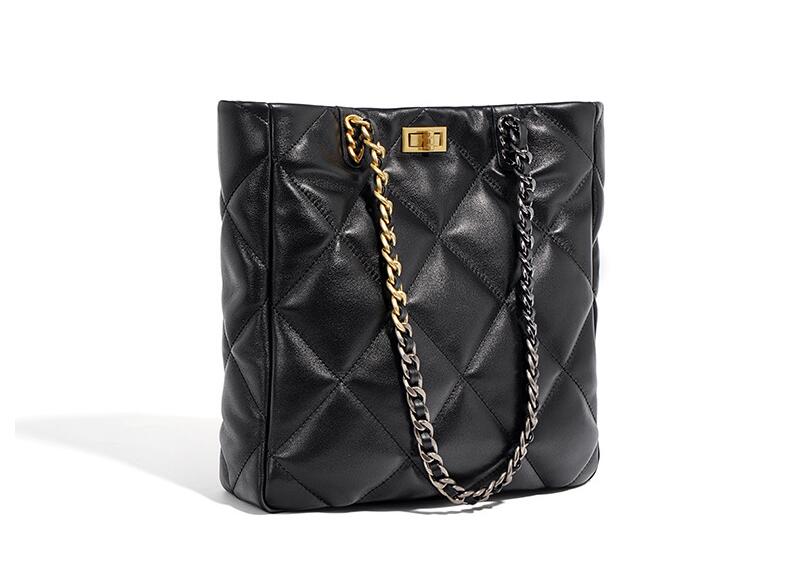Stylish Women's Black Leather Tote Handbag - Spacious Designer Purse for Work, Travel & Everyday Use | Premium Quality Genuine Leather Shoulder Bag