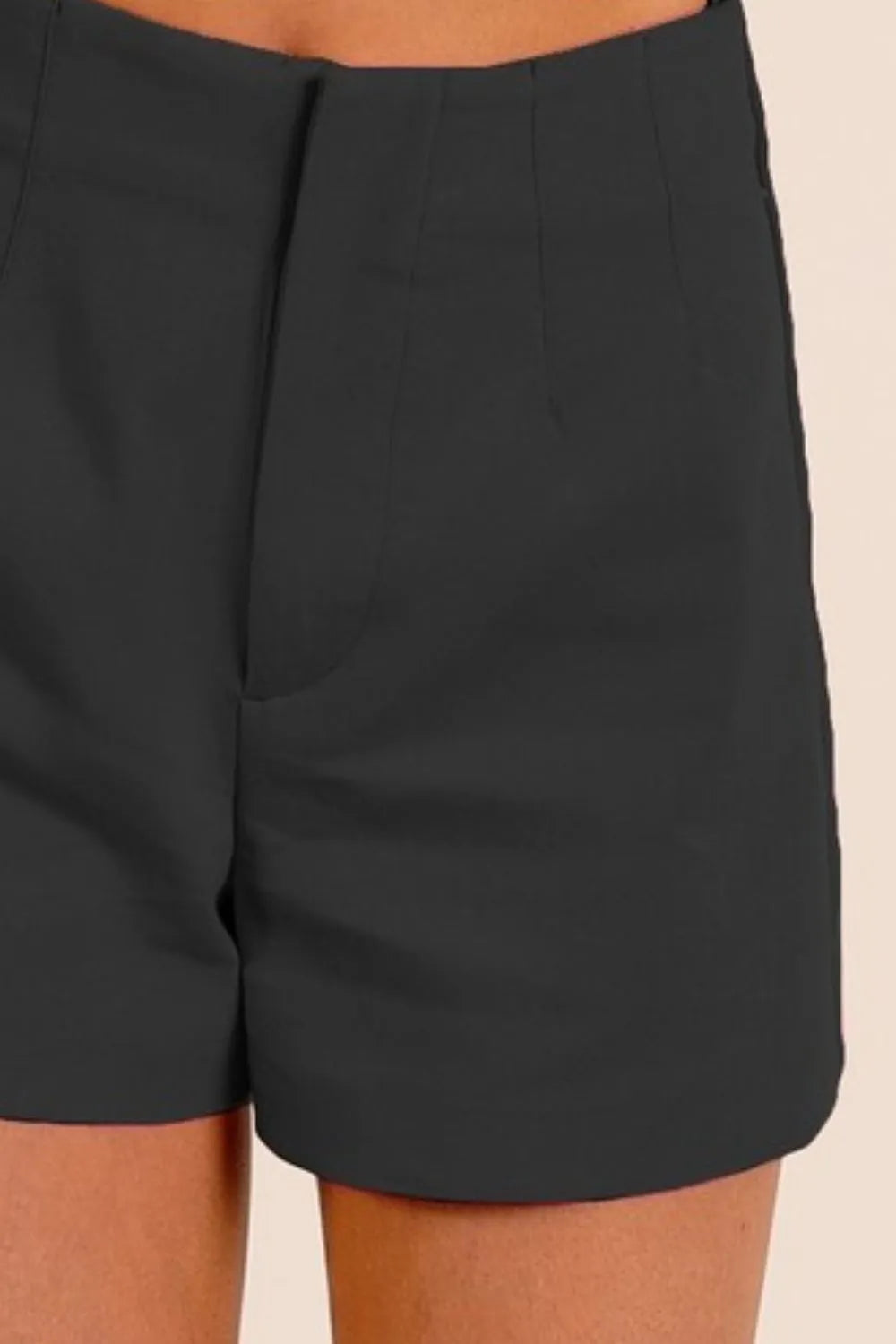 Stylish Bandless Tailored Shorts for Men & Women | Comfortable Summer Casual Wear | Perfect for Travel, Beach & Everyday Outfits