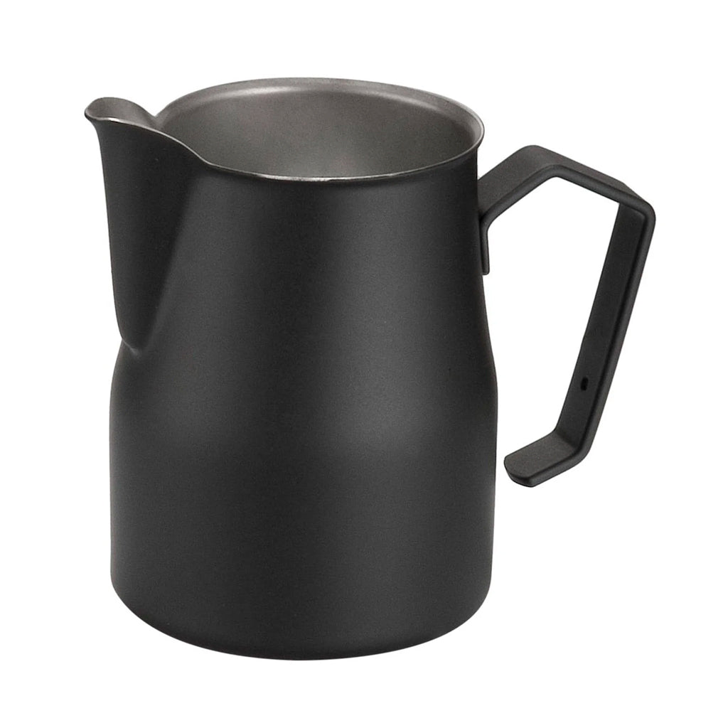 Motta 500ml Black Europa Milk Jug - Premium Coffee Frothing Pitcher for Latte Art, Espresso, and Cappuccino - Ideal for Home Baristas and Coffee Shops