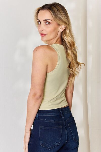 Slim Fit Round Neck Tank Top for Women - Breathable & Comfortable Summer Casual Wear - Perfect for Gym, Yoga, Beach & Everyday Outfits
