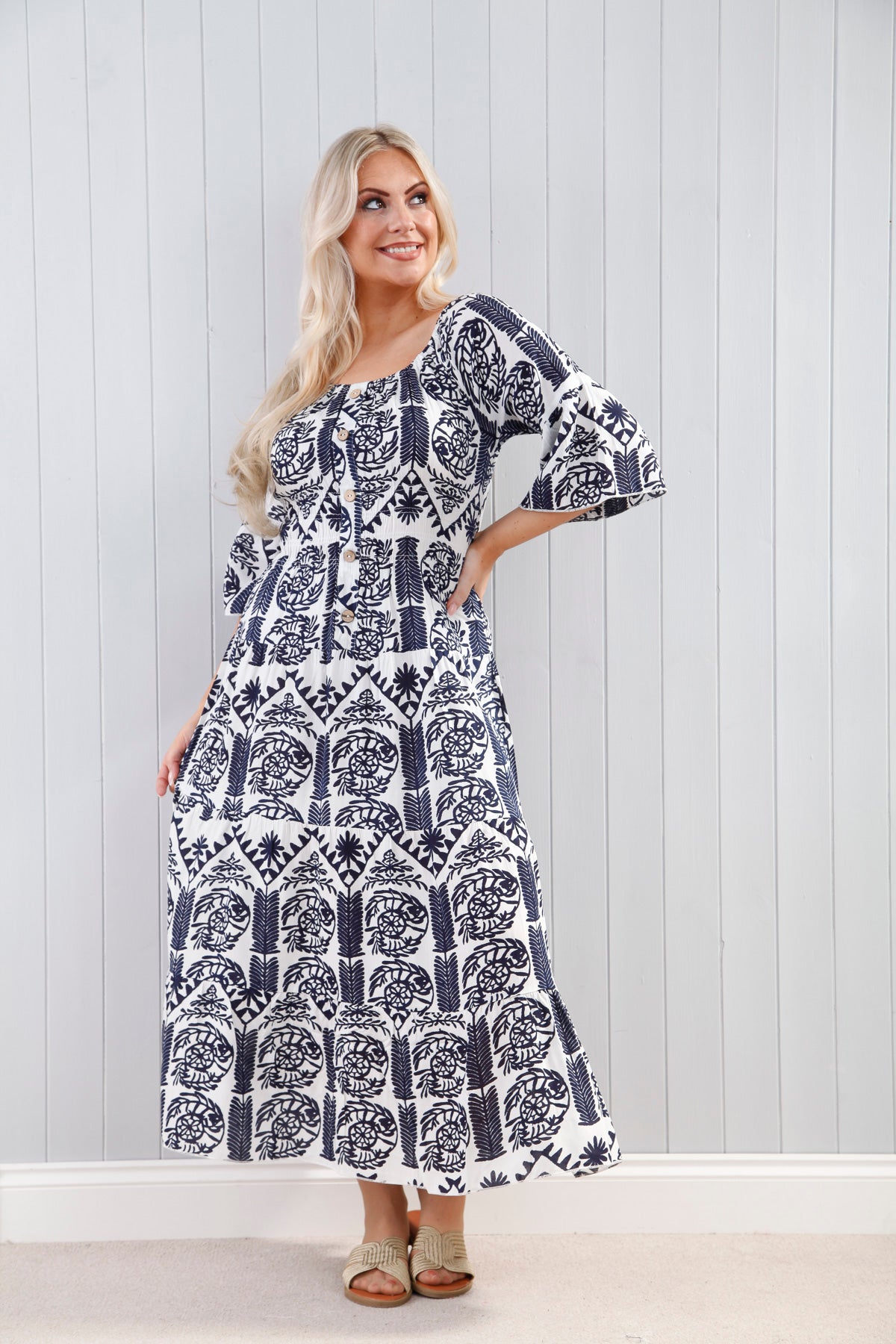 Elegant Coconut Button Dress for Women - Summer Boho Beach Dress with Natural Coconut Shell Buttons - Perfect for Vacation, Beach Parties, and Casual Outings