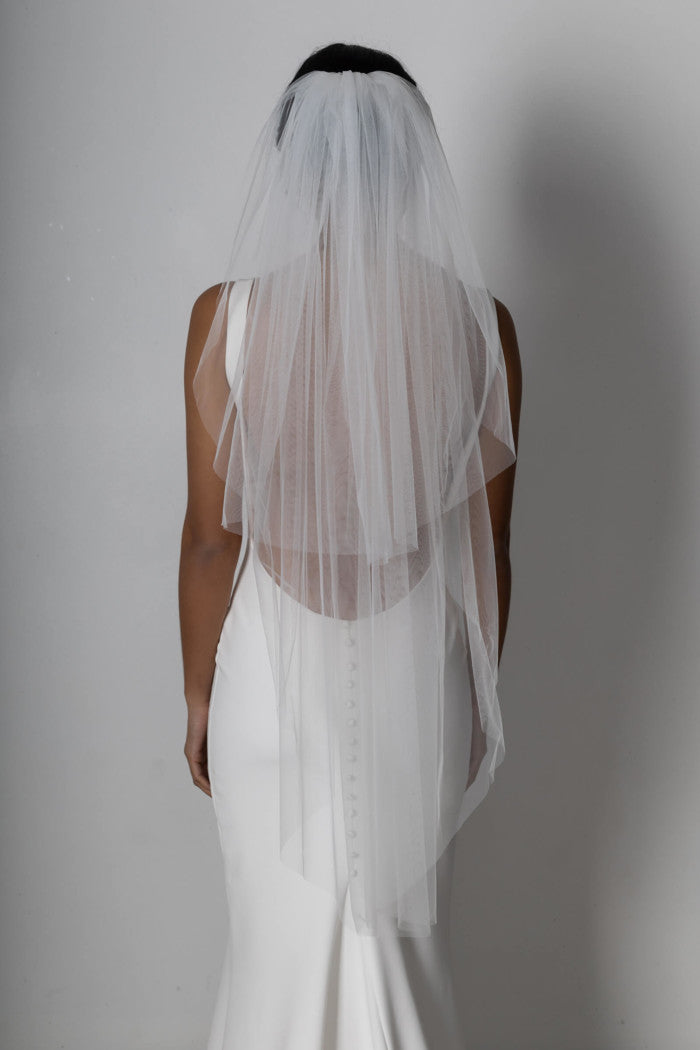 Elegant Posey Short Veil for Brides - Perfect for Weddings, Prom & Special Occasions
