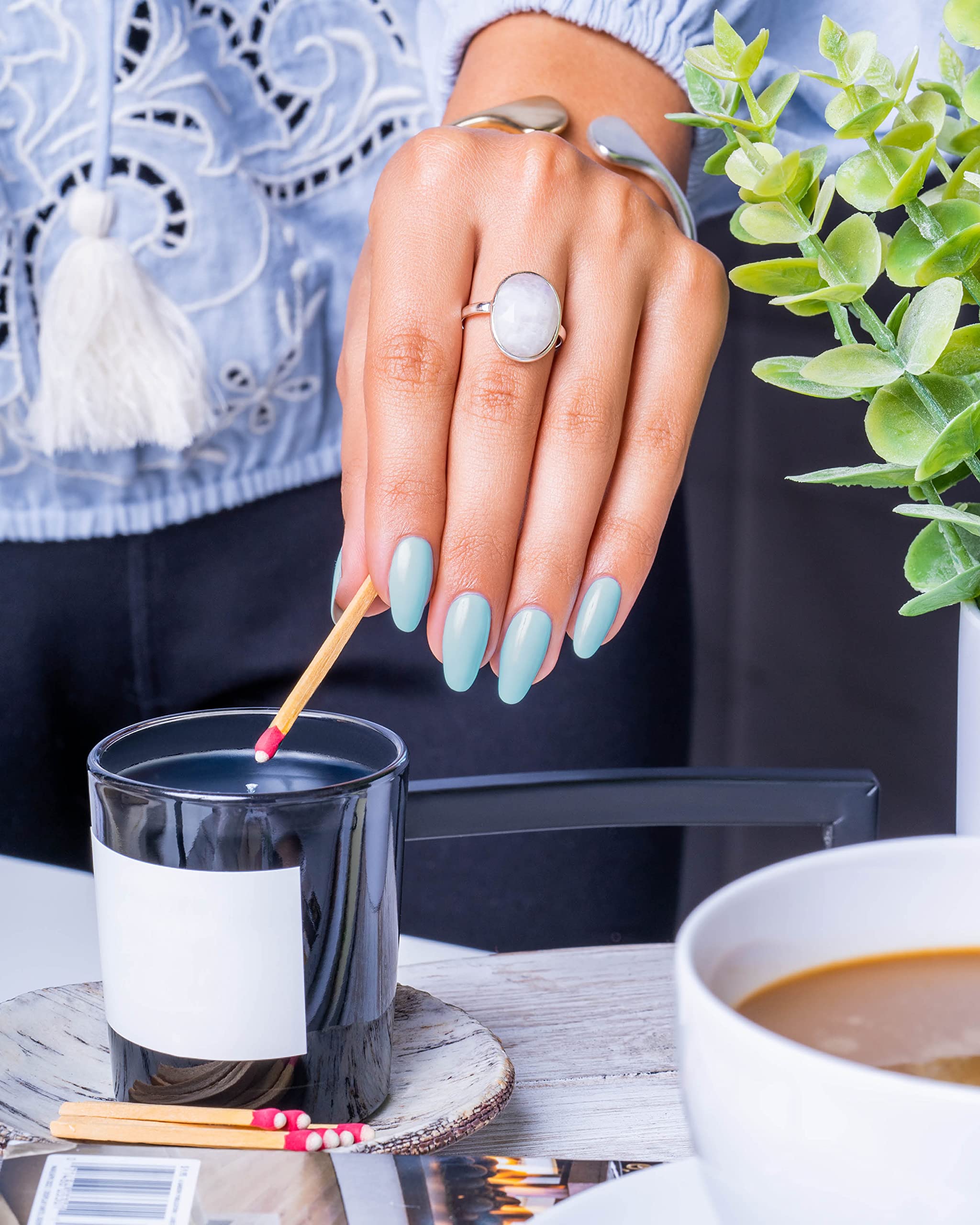 Gelish Professional Nail Dip Powder Kit - 0.3oz Dip Powder Colors for Long-Lasting Manicures | Perfect for Salon & Home Nail Art, DIY Gel Nails, and Special Occasions