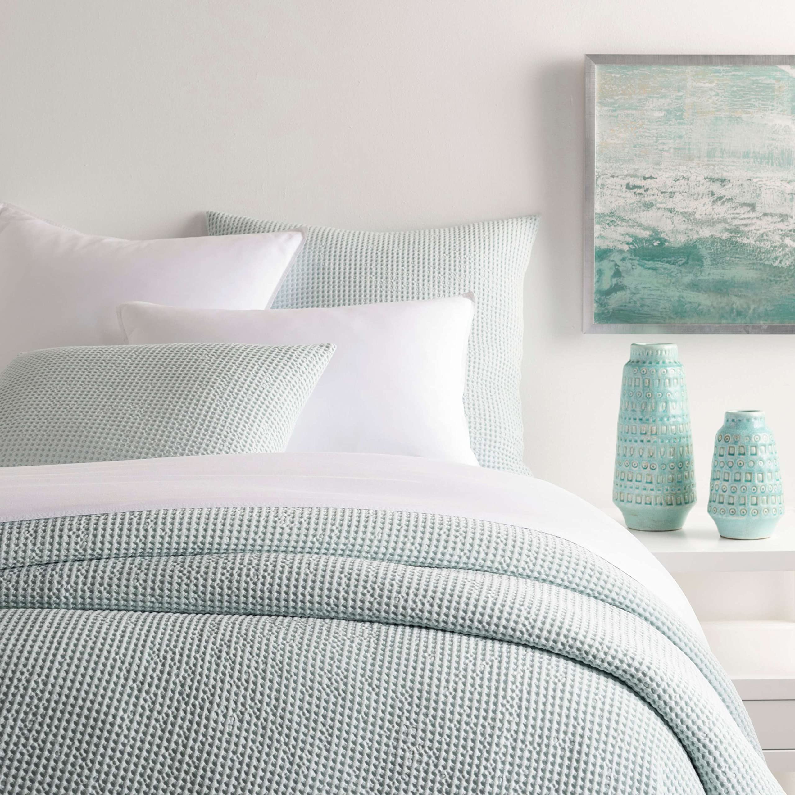 Bubble Sky Matelasse Coverlet Queen Size - Sky Blue & Blue Solid Pattern Bedspread for Cozy Bedroom Decor