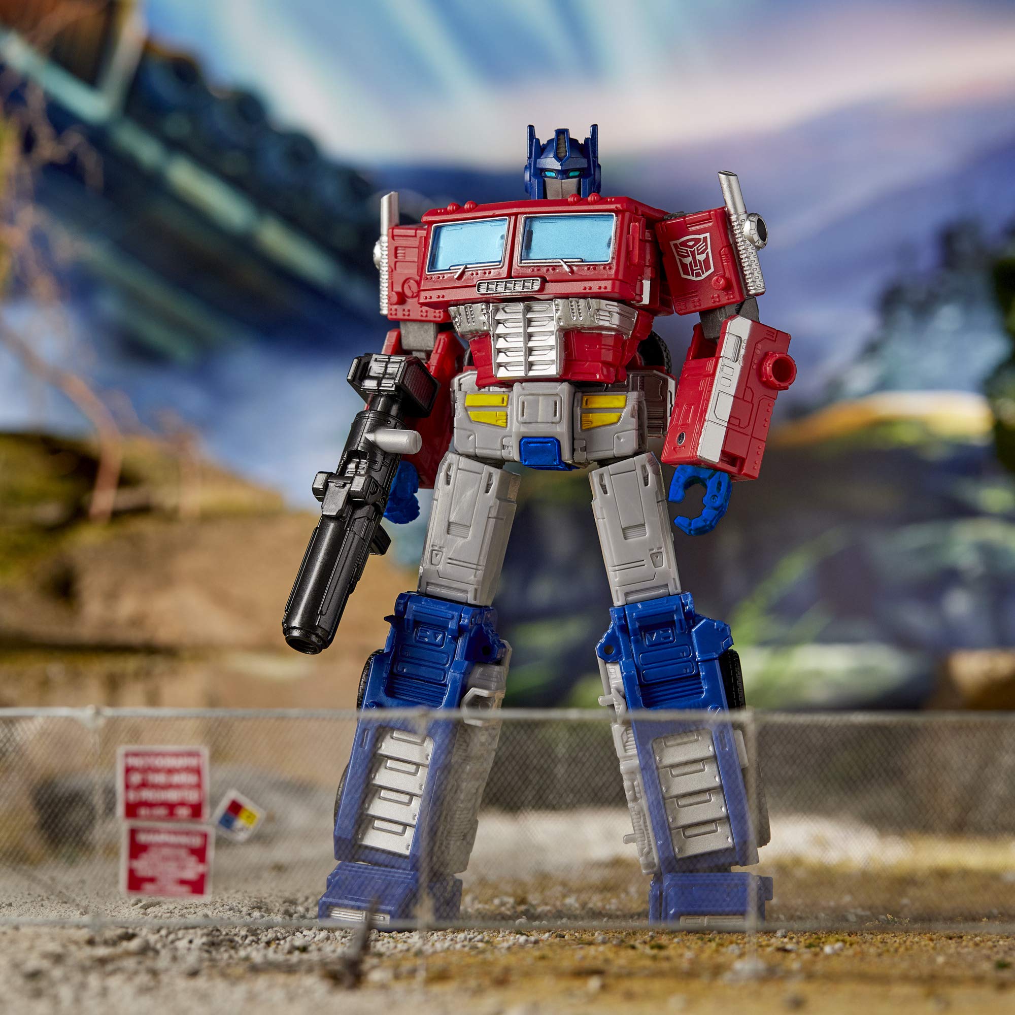Transformers Generations War for Cybertron Earthrise Leader WFC-E11 Optimus Prime 7-inch Action Figure Toy for Kids Ages 8+ | Collectible Robot for Play, Display & Gifts | Perfect for Birthday Presents & Christmas Gifts