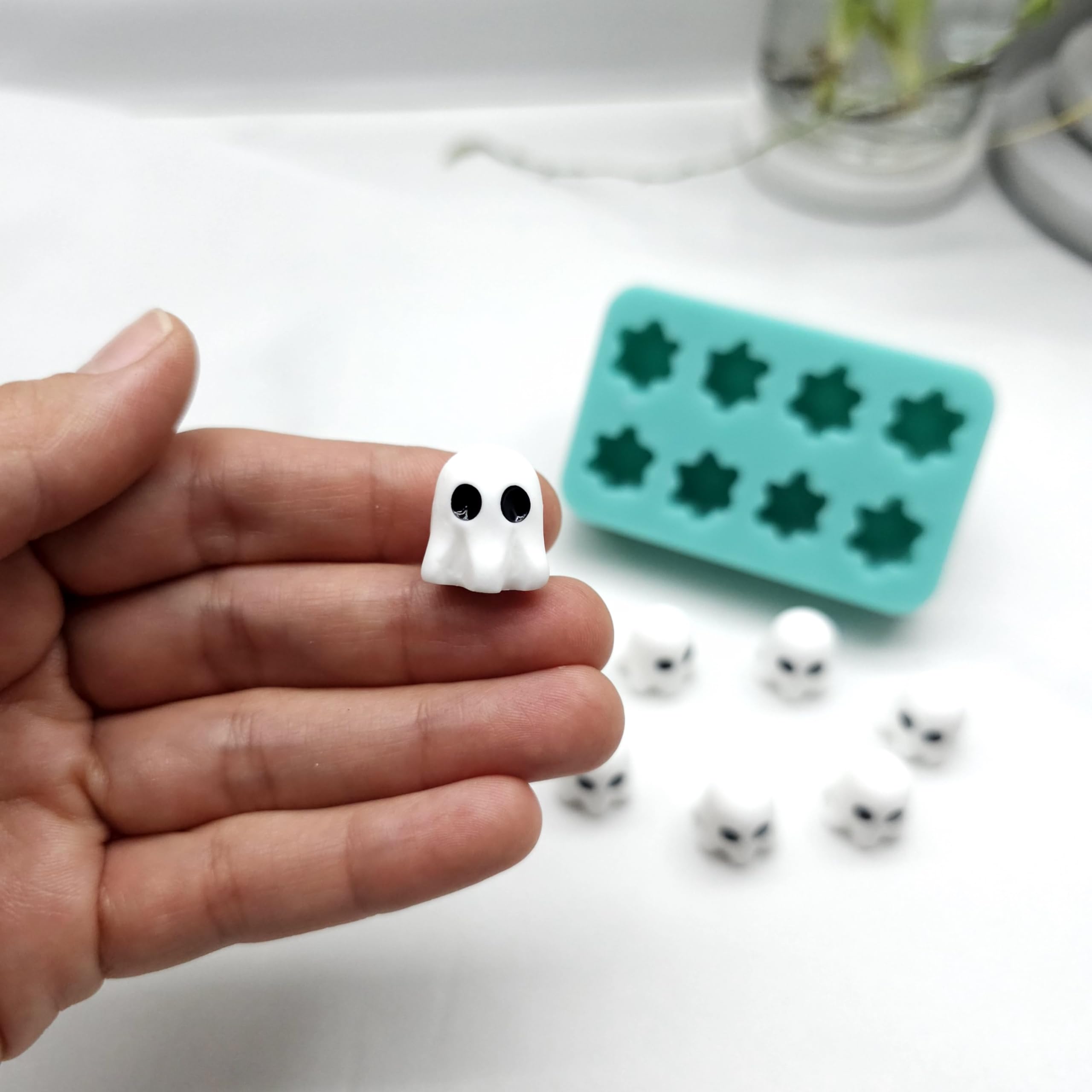 Miniature Ghost Silicone Mold for Halloween Candles, Jewelry Making, and Soap Embeds - Perfect for DIY Crafts, Spooky Decor, and Holiday Gifts
