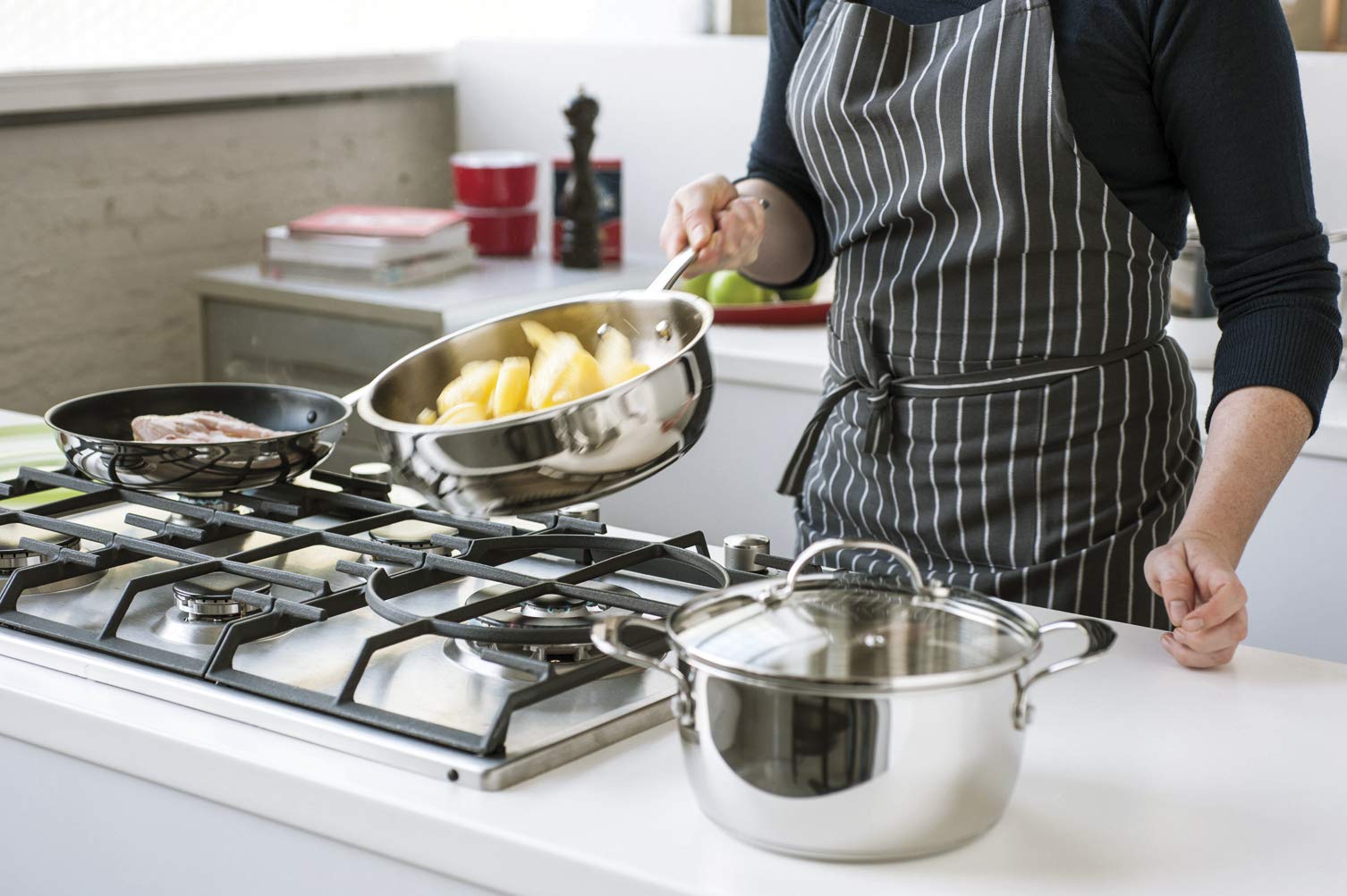 Belvia 24cm Stainless Steel Sauté Pan with Tempered Glass Lid - Nonstick Cookware for Frying, Searing & Simmering - Perfect for Gas, Electric & Induction Stovetops