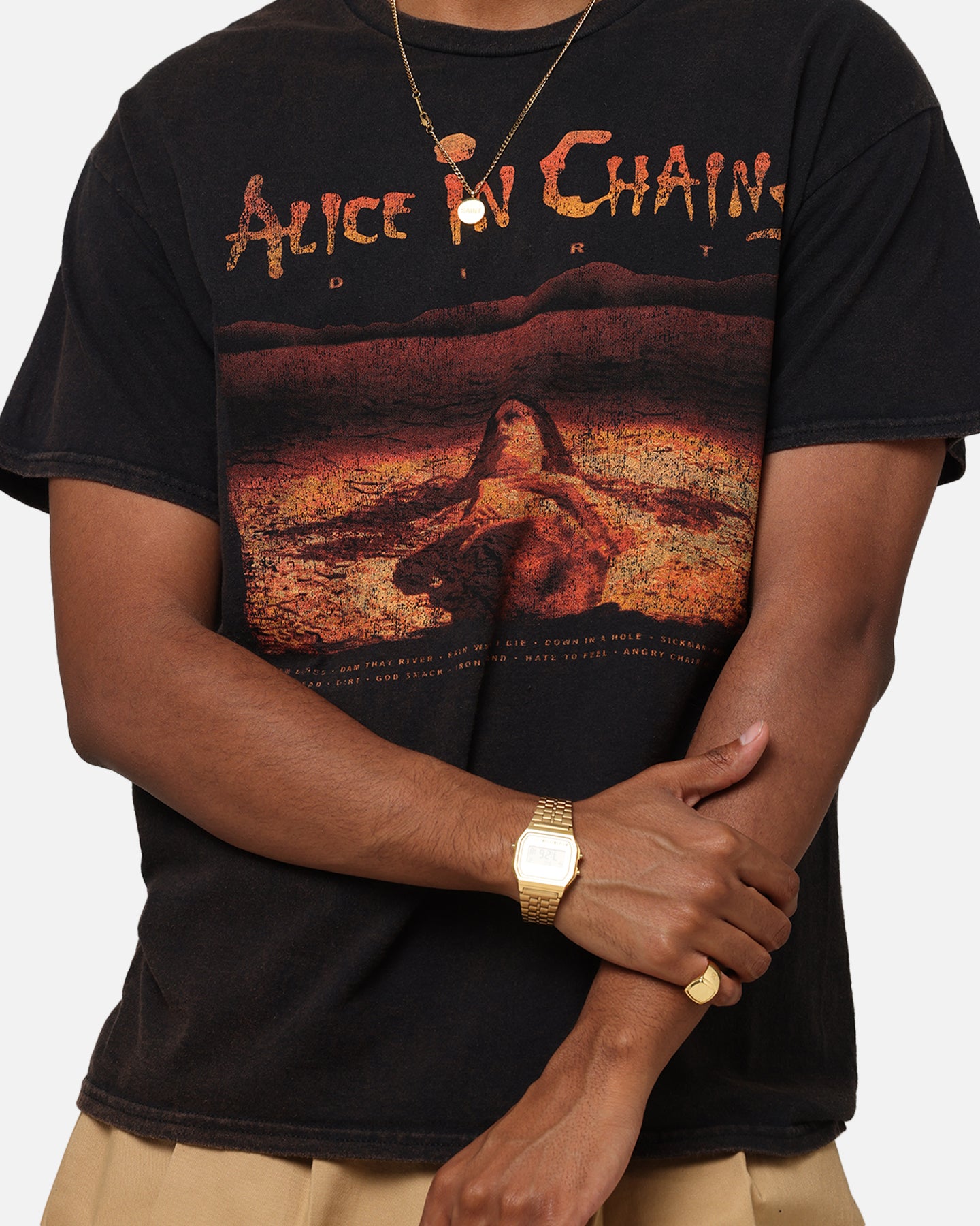 Alice In Chains Dirt Album Vintage T-Shirt - Black Retro Band Tee for Concerts & Rock Music Fans