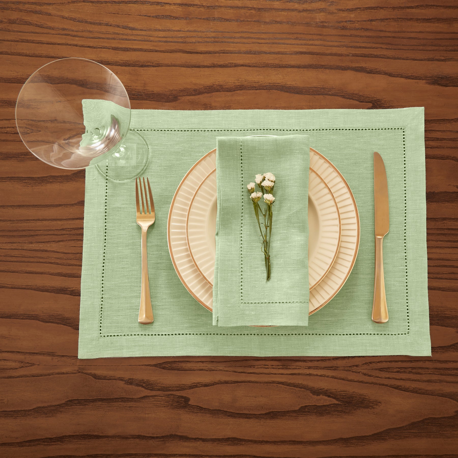 Premium Milan Placemats Set of 4 - Waterproof & Heat-Resistant Table Mats for Dining, Kitchen, and Party Decor - Elegant Home Tableware Accessories