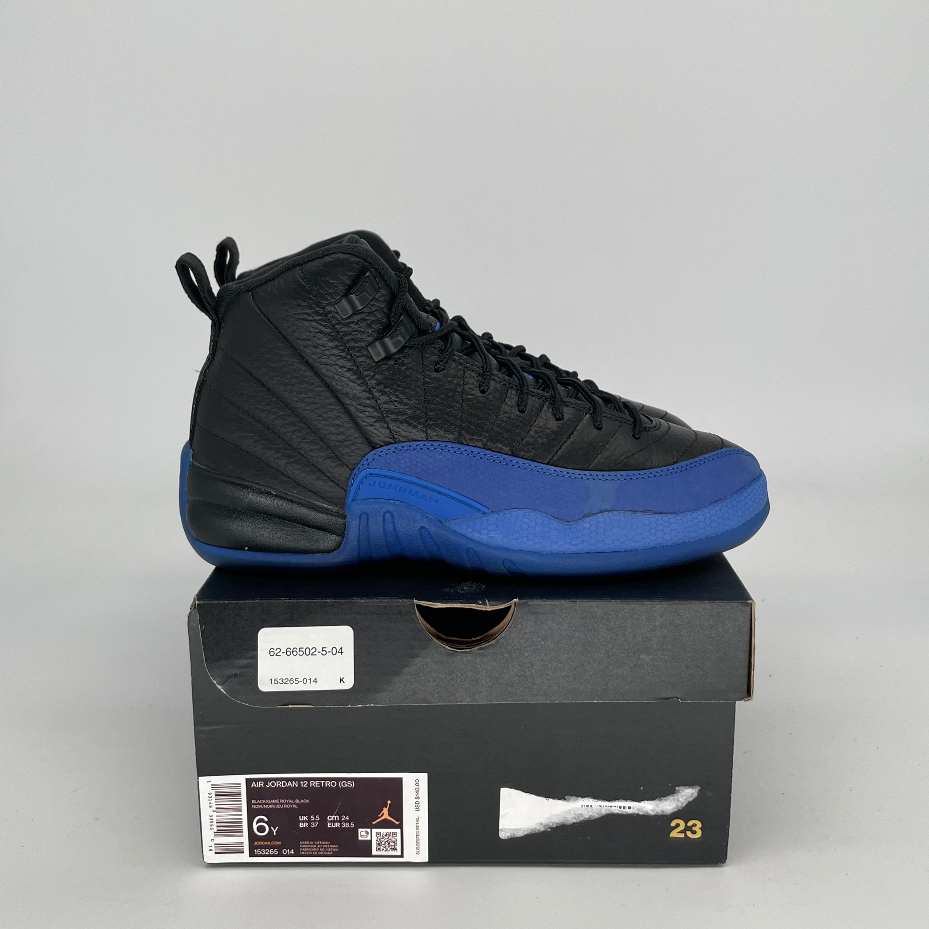 Original Title: AIR JORDAN 12 BLACK GAME ROYAL SIZE 6/7.5W 153265 014   Optimized Title: **Air Jordan 12 Retro 'Black Game Royal' Basketball Shoes - Women's Size 6/7.5W (Style 153265-014) - Perfect for Casual Wear & Street Fashion**