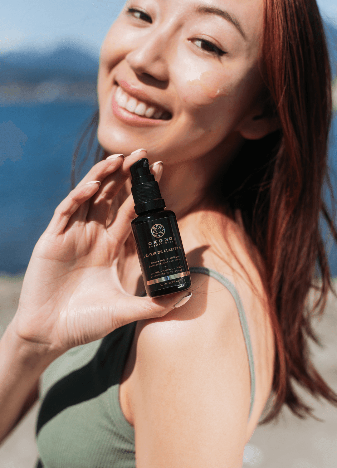 Blue Light Radiance Serum with AHA, Vitamin C & Brightening Peptides - Anti-Aging Face Serum for Dark Spots & Wrinkles - Perfect for Daily Skincare & Night Routine