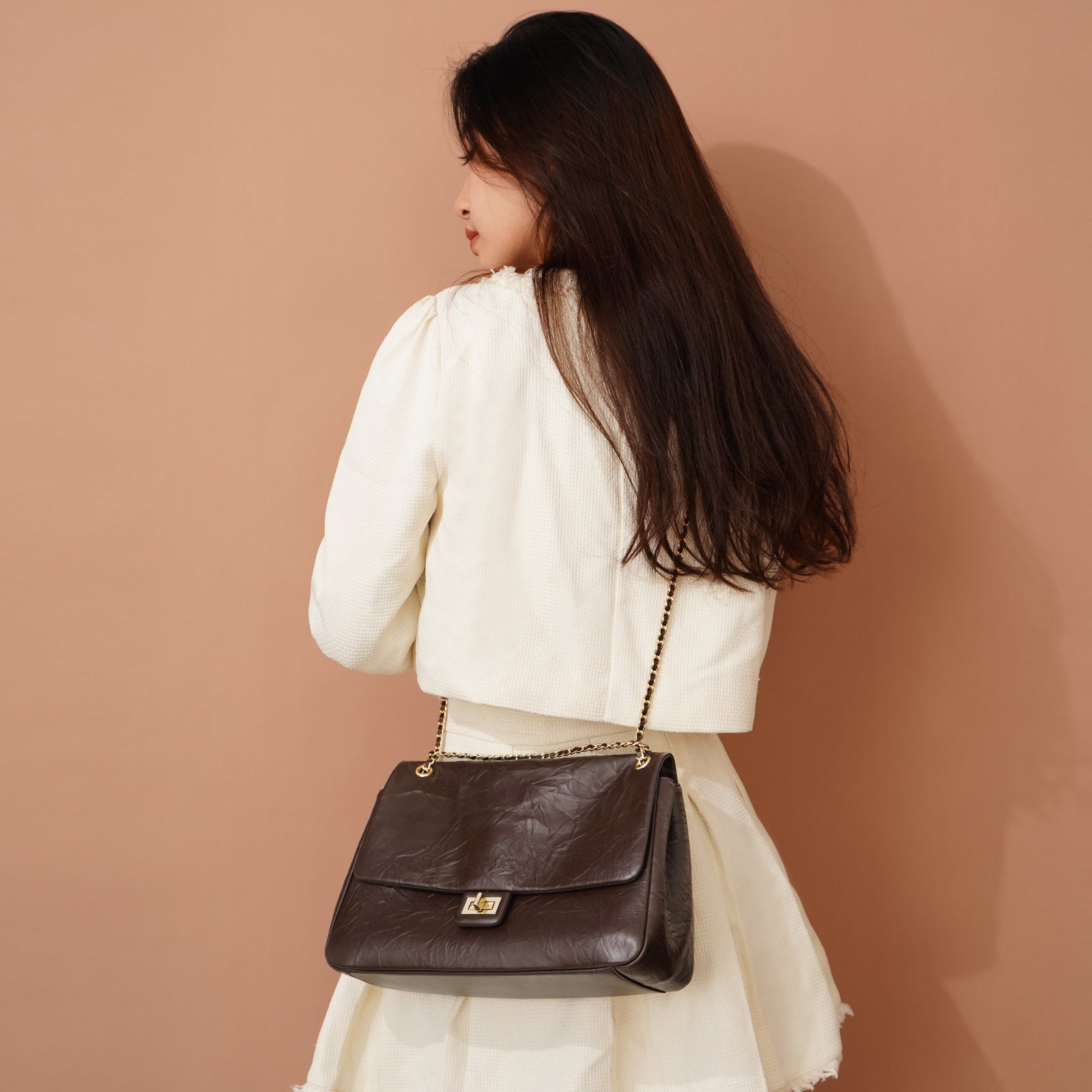 Soft Chain Strap Shoulder Bag for Women - Stylish Crossbody Purse with Adjustable Leather Strap, Perfect for Work, Travel & Evening Out