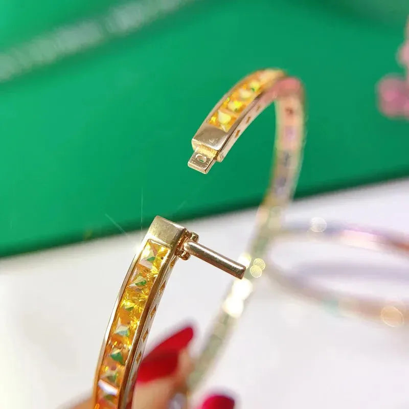 18K Yellow Gold Rainbow Aquamarine Bangle for Women - 8.5 Carat Natural Aquamarine Wedding Jewelry - Romantic Gift for Anniversary, Engagement & Special Occasions
