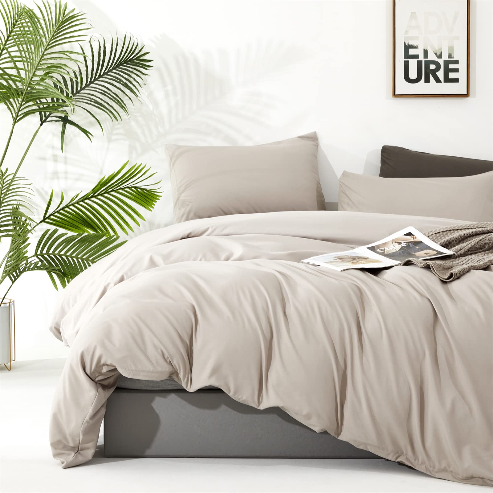 Luxlovery Beige Khaki Comforter Set Queen - 3PCS Solid Cream Oatmeal Blanket Quilt for Bedroom - Soft Taupe Bedding Set for Women & Men - Perfect for Cozy Nights & Guest Room Decor