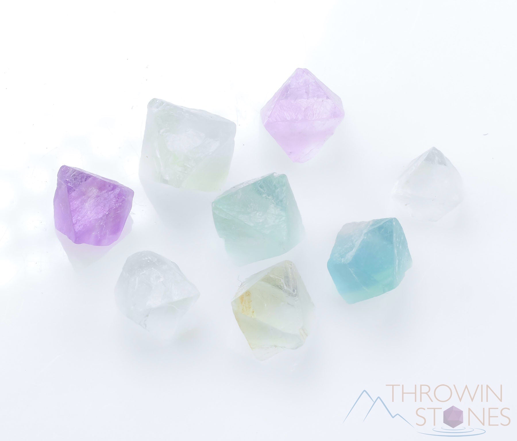 Natural Raw FLUORITE Crystal Octahedron - Healing Stone for Meditation, Chakra Balancing & Energy Work | Metaphysical Decor, Mineral Specimen Collection | Perfect for Home, Office & Spiritual Space (E1234)