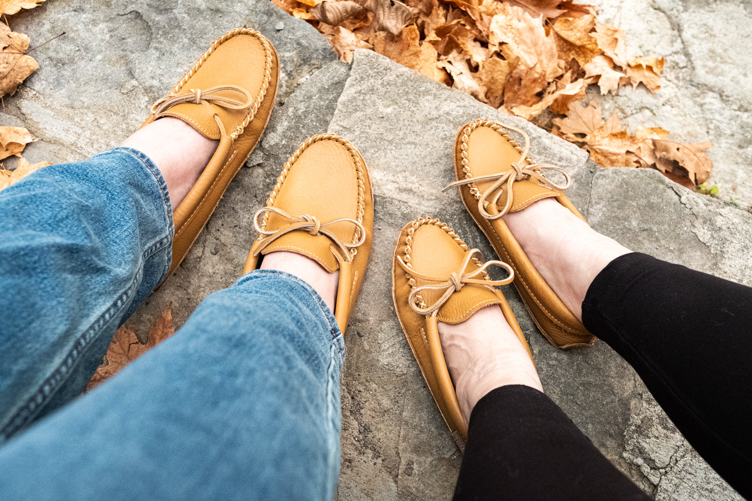 Women's Genuine Leather Earthing Moccasins - Comfortable Soft Sole Indoor/Outdoor Slippers for Grounding & Relaxation at Home, Yoga, or Beach Walks