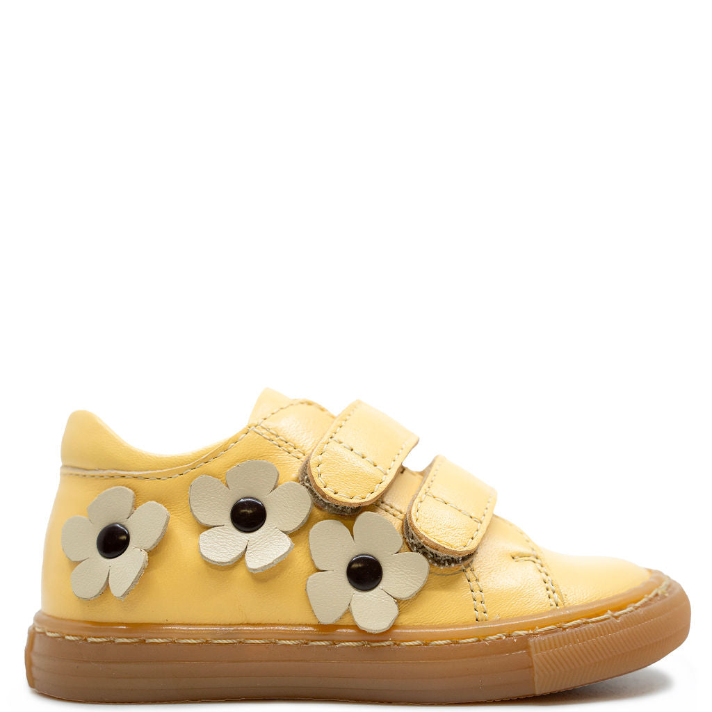 Angulus Yellow Flower Velcro Baby Sneakers - Comfortable & Stylish First Walkers for Toddlers - Perfect for Outdoor Play, Daily Walks & Special Occasions