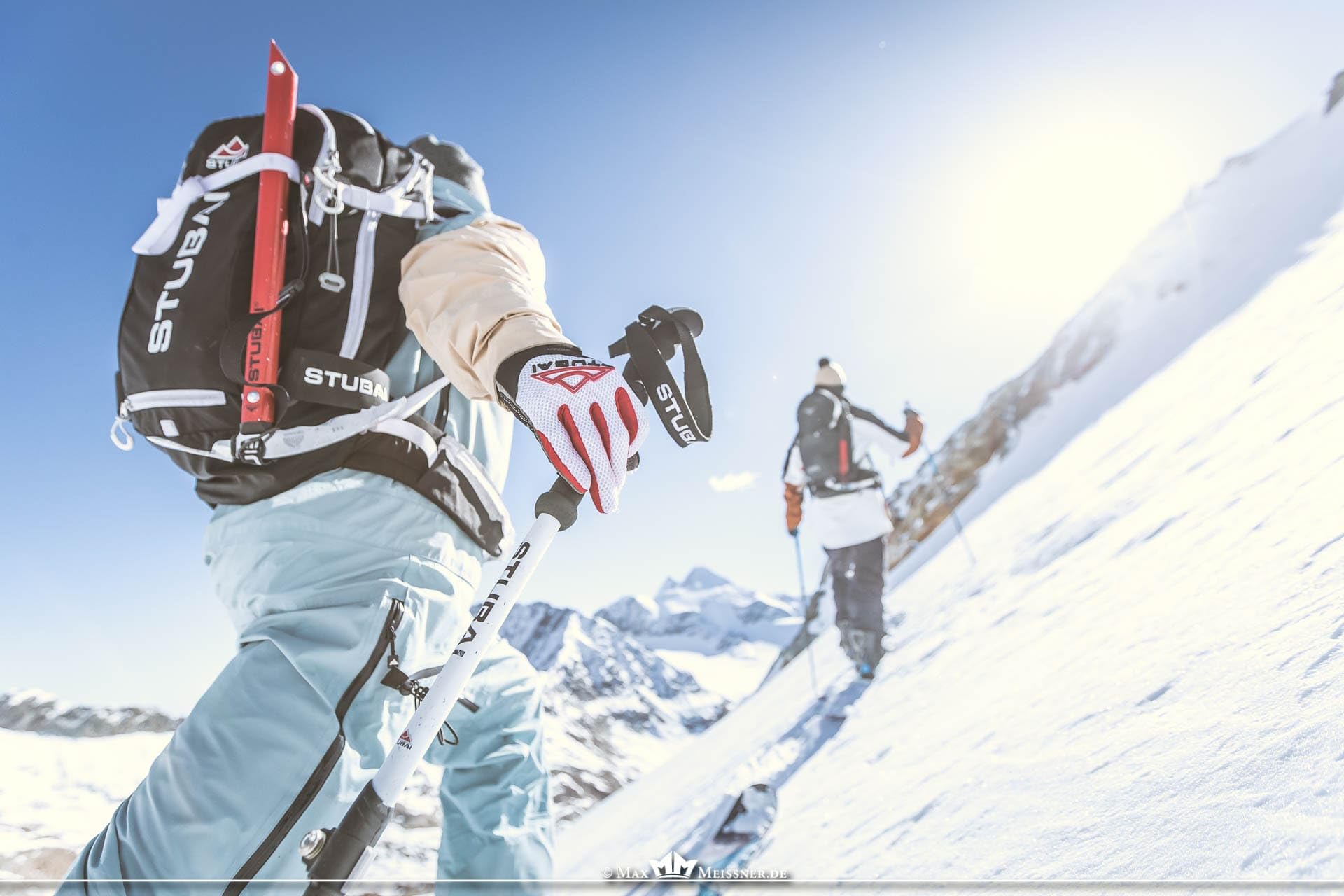 Stubai Tour Ultralight Ice Axe 52cm - Lightweight Aluminum Alloy Ice Climbing Tool for Mountaineering, Alpine Climbing & Snowfield Expeditions - Perfect for Glacier Travel & Technical Ice Ascents