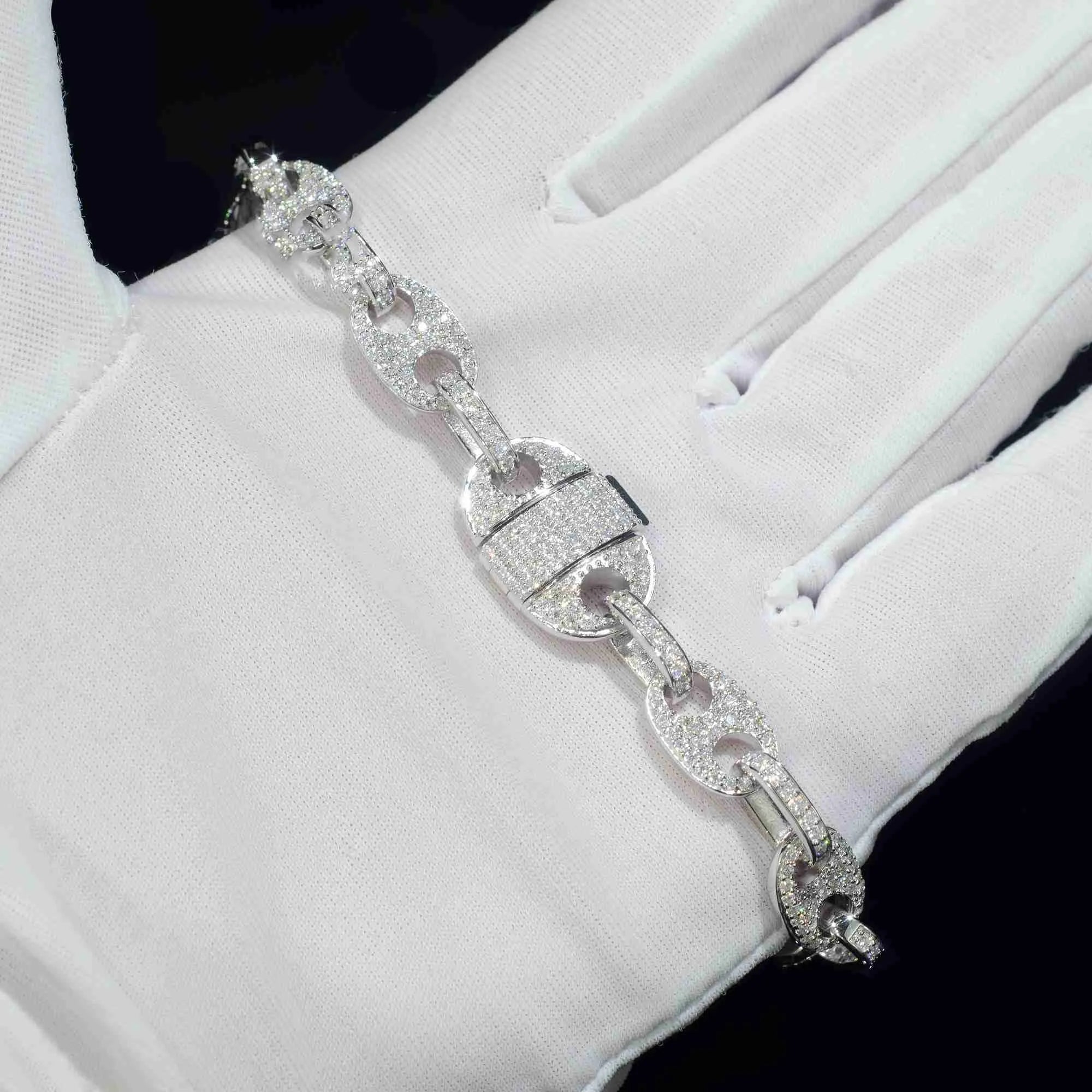 8 Carat Diamond-Cut Moissanite Tennis Bracelet for Women - Elegant & Sparkling Jewelry for Weddings, Parties & Special Occasions