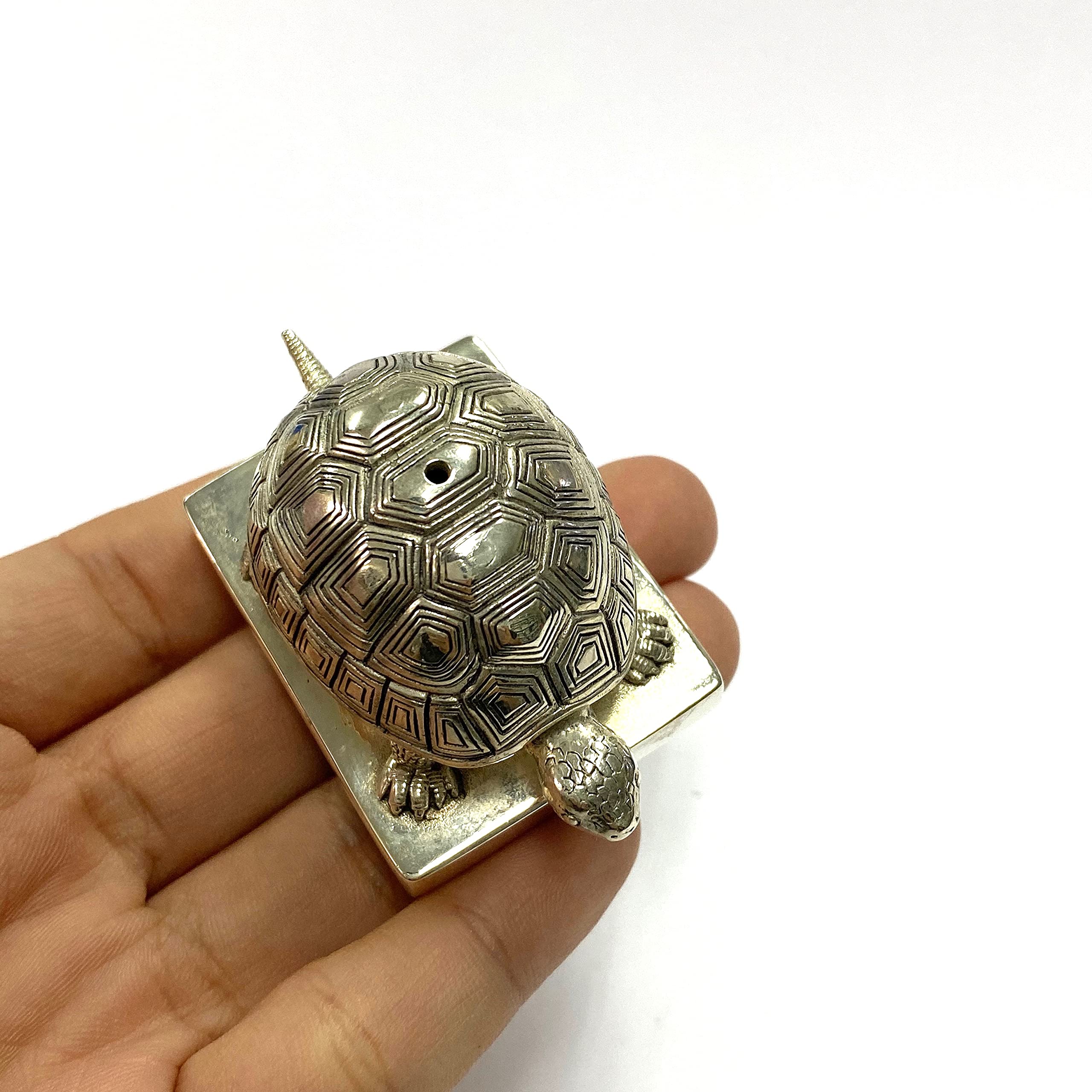 925 Silver Plated Novelty Turtle Salt and Pepper Shakers Set - Cute Kitchen Decor for Dining Table, Housewarming Gift, Wedding Present