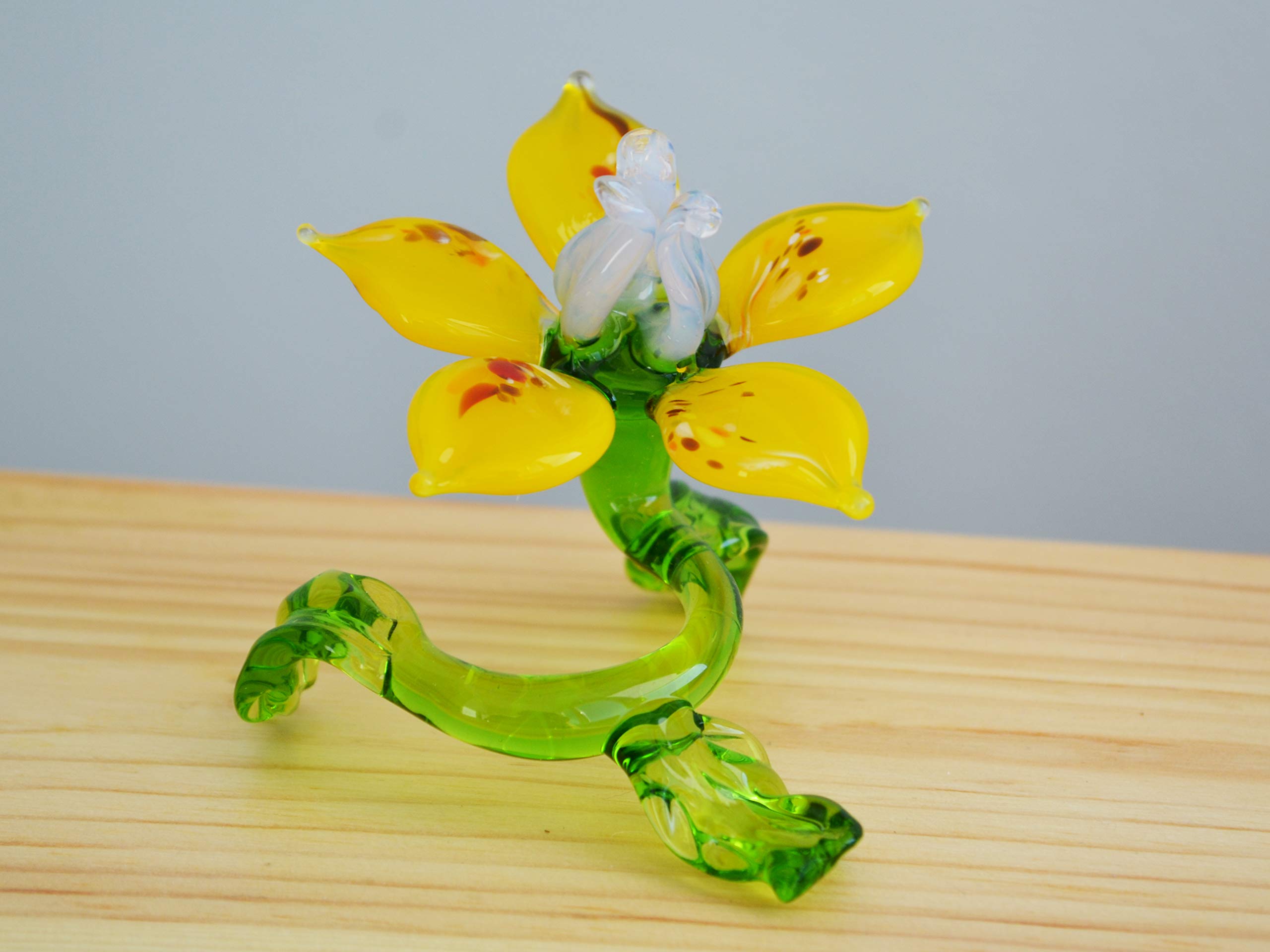 Handmade Yellow Glass Blown Flower Sculpture - Unique Art Glass Figurine for Home Decor, Garden Ornament, Wedding Gift & Party Favors | Perfect for Centerpieces, Shelf Displays & Special Occasions