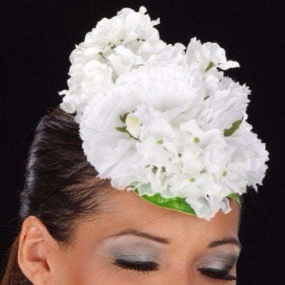 Elegant White & Cream Fascinator with Floral Design - Perfect for Weddings, Tea Parties & Special Occasions