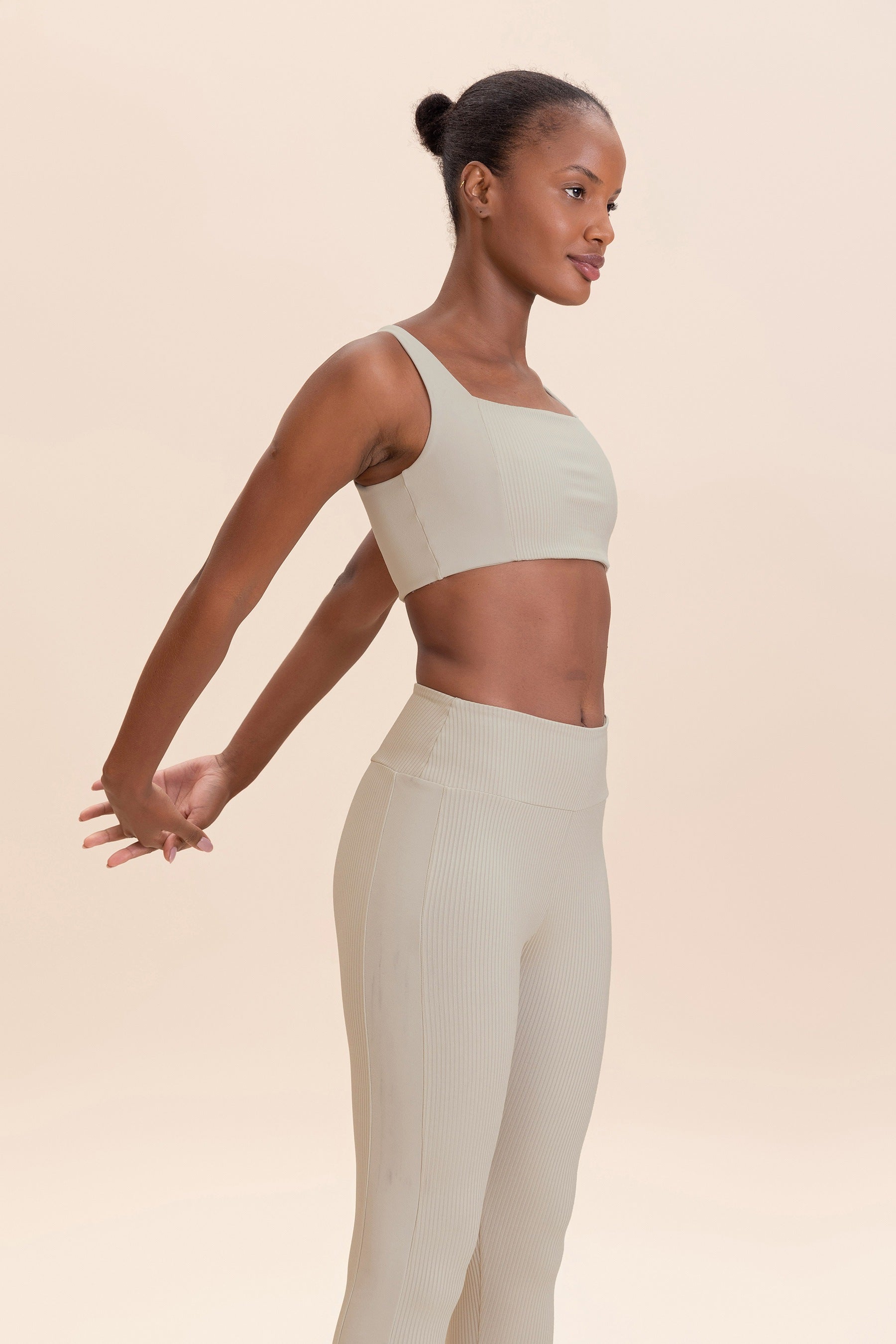 High Waist Rib Gloss Leggings for Women - Seamless Yoga Pants with Butt Lifting Design - Perfect for Workout, Running & Lounge Wear