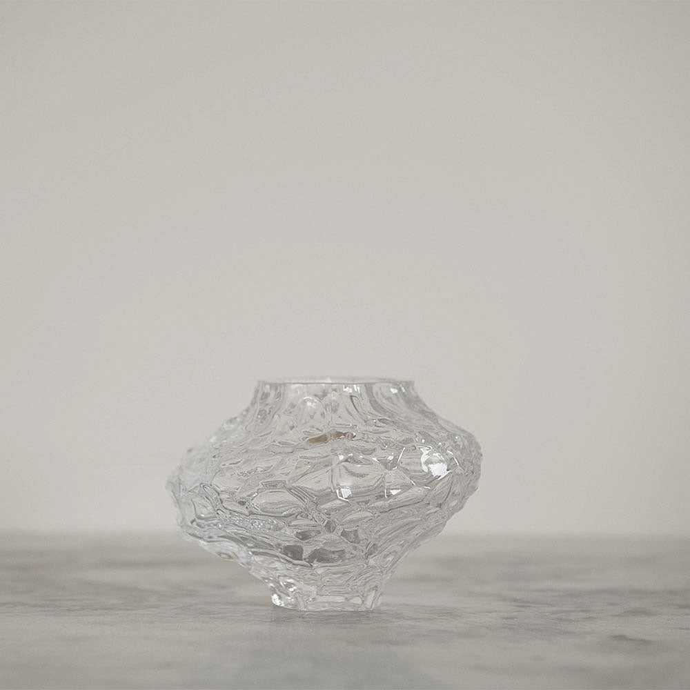 Elegant Small Heirloom Glass Vase for Home Decor - Perfect for Flowers, Centerpieces & Wedding Decorations