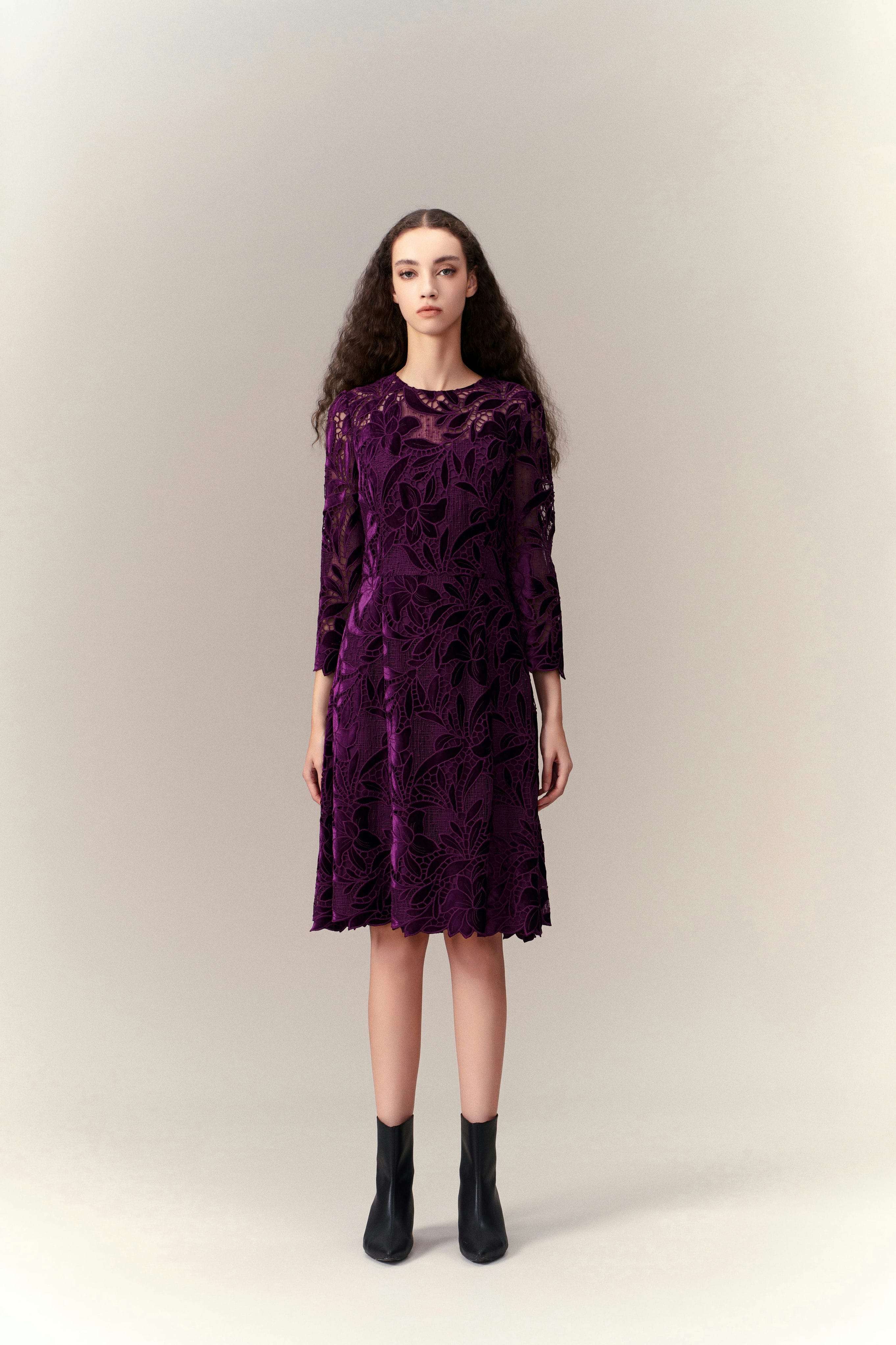 Elegant Cut Out Lace Midi Dress for Women - Floral Embroidery Summer Party Cocktail Dress - Perfect for Weddings, Date Nights & Special Occasions