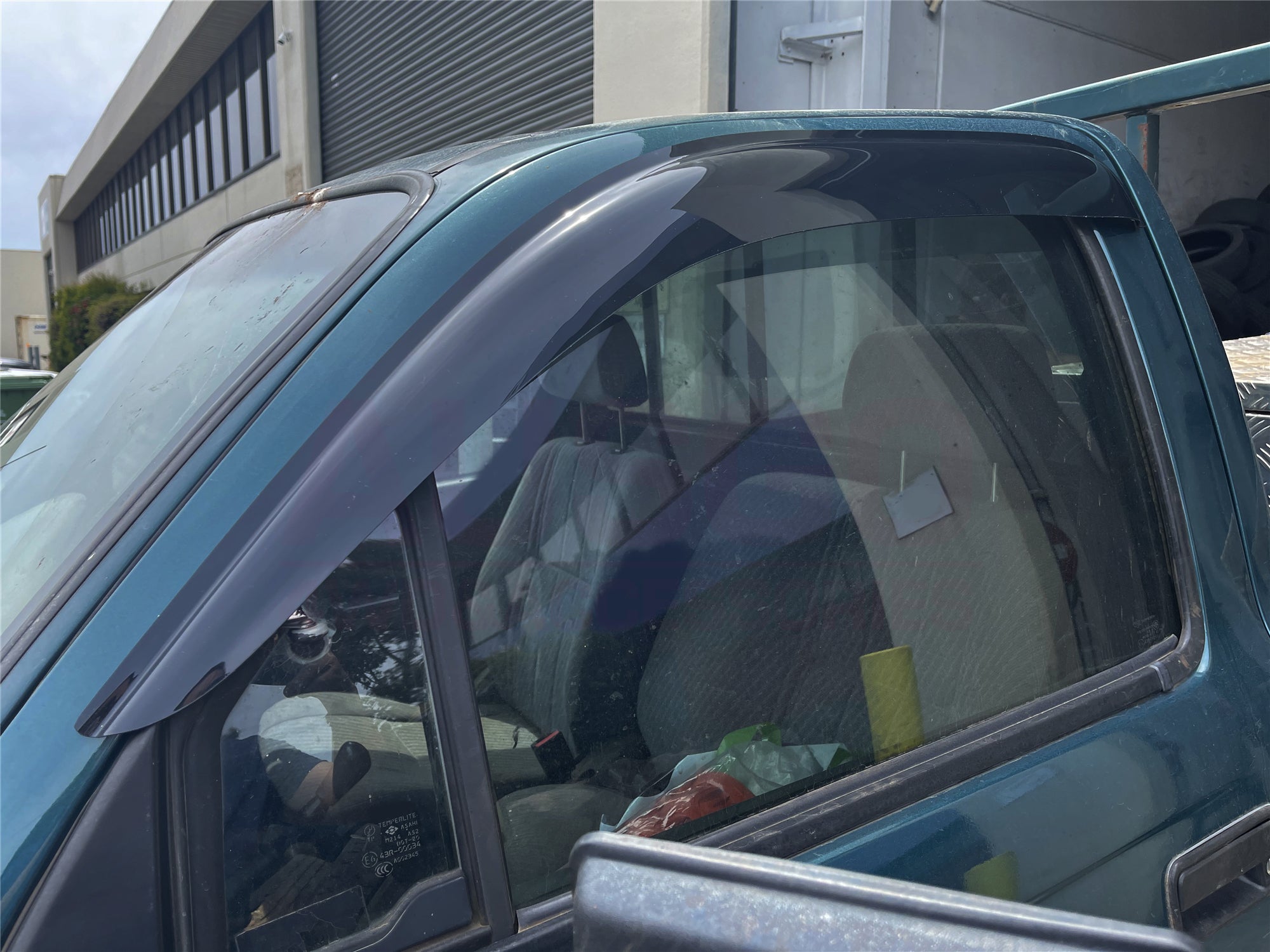 Toyota Hilux Single Cab 1997-2005 Weather Shields - Durable Rain Guards & Window Deflectors for All-Weather Protection - Perfect for Off-Roading, Camping & Daily Driving