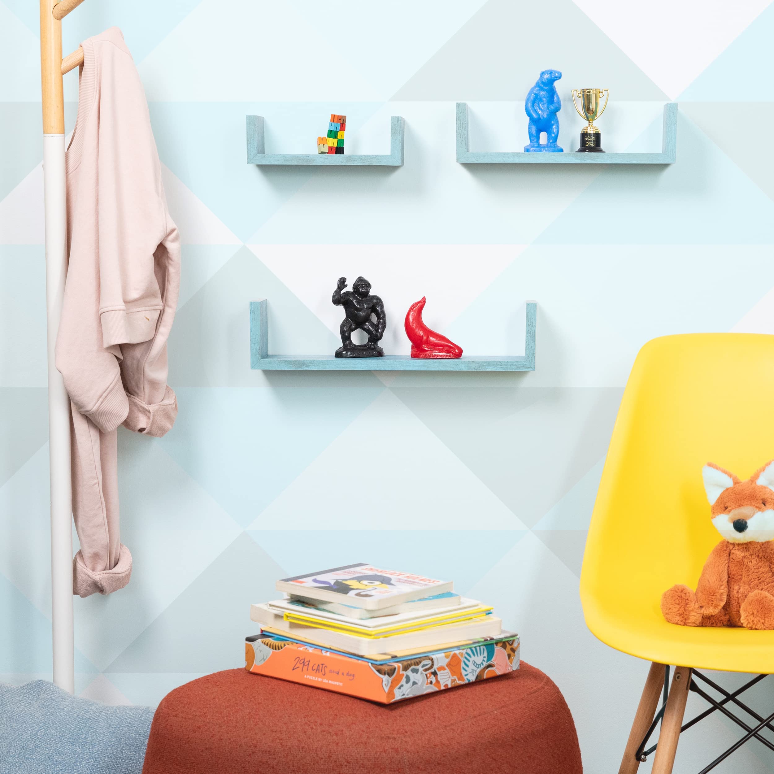 Greenco Set of 3 Floating U-Shaped Wall Shelves - Easy to Assemble Rustic Blue Wooden Shelves for Bedroom, Living Room & Office Decor - Perfect for Displaying Books, Photos & Home Decor Items