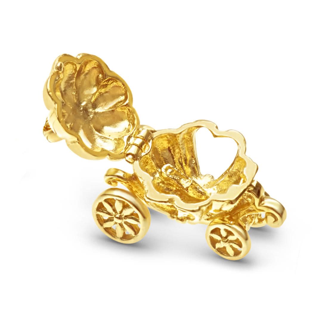 Enchanted Carriage Charm Necklace - Elegant Gold Jewelry for Women | Perfect for Fairy Tale Weddings, Birthday Gifts & Special Occasions