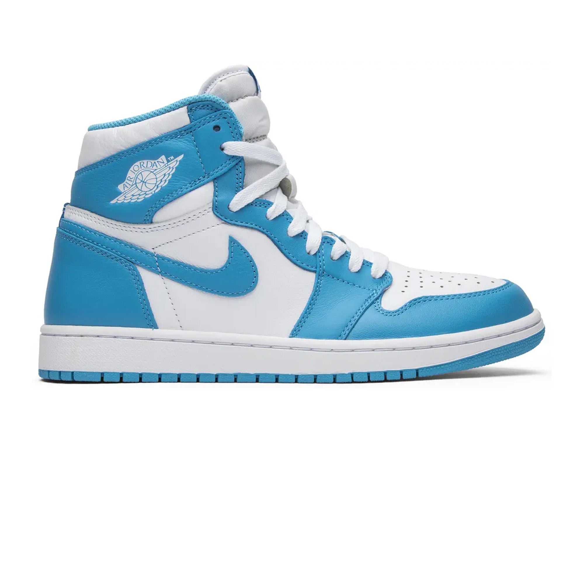 Air Jordan 1 Retro High OG 'UNC' Sneakers - 2015 Release - Classic Blue & White Basketball Shoes for Men | Perfect for Streetwear, Sneaker Collecting & Casual Wear
