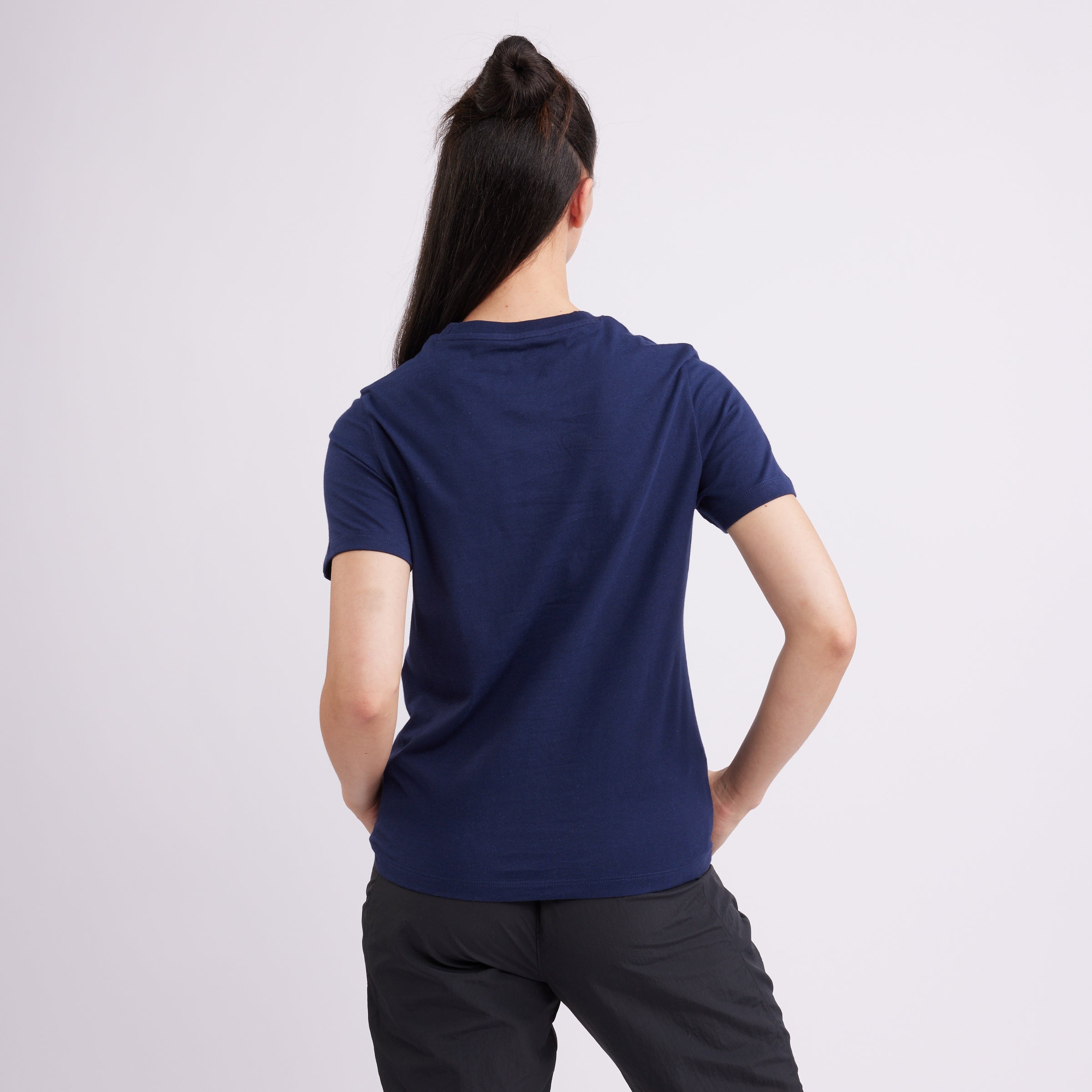 Reebok Vector Navy ID T-Shirt for Men - Comfortable Cotton Tee for Casual Wear, Gym & Everyday Outfits