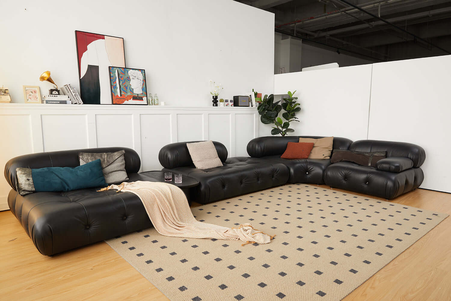 Luxury Modern Modular Sectional Sofa - Custom Fabric Options for Living Room, Lounge & Home Theater - Comfortable & Stylish Sofa Set for Family Gatherings & Entertainment