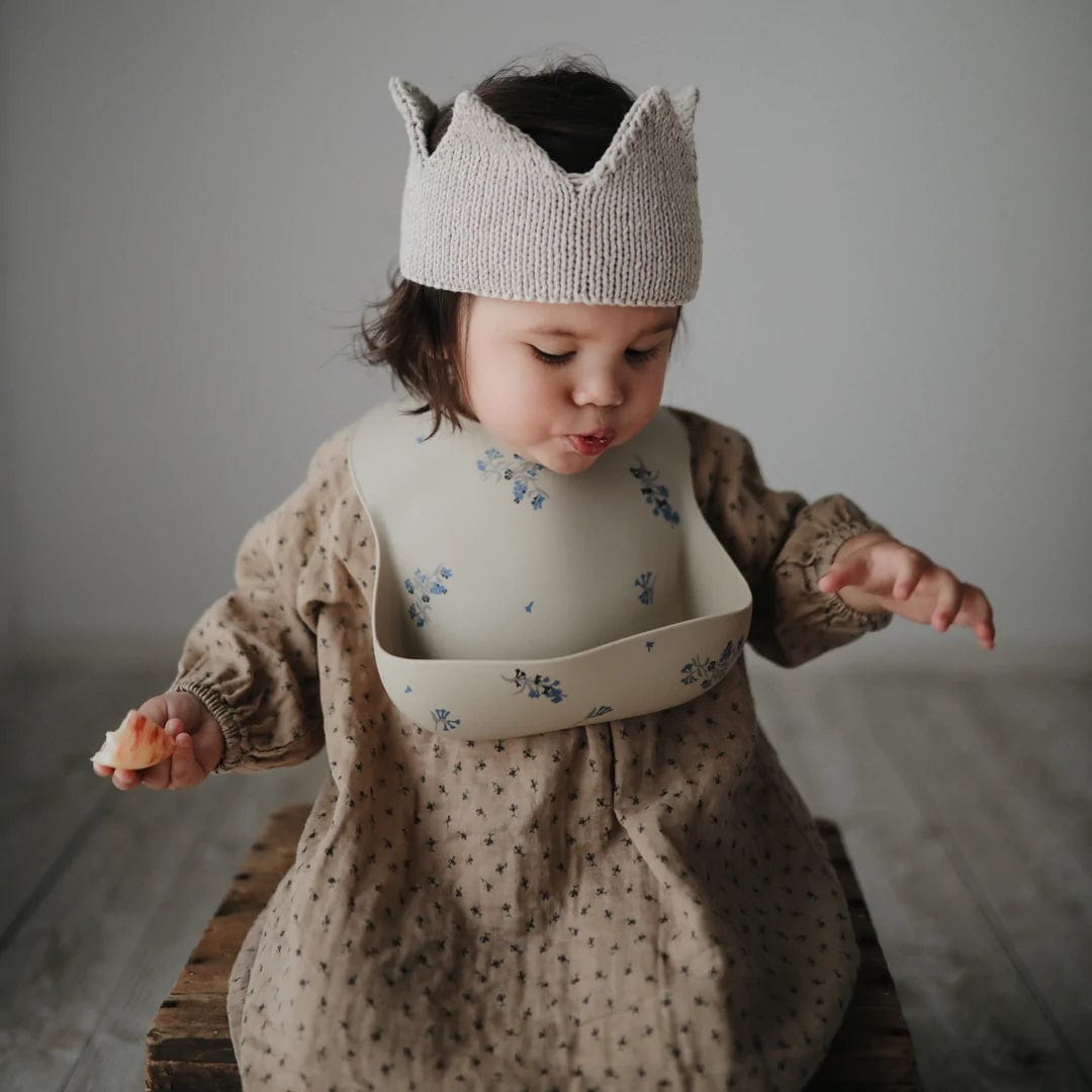 Mushie Silicone Baby Bib - Soft, Durable & Easy Clean Feeding Bib for Infants & Toddlers - Perfect for Mealtime, Snacks & Messy Play