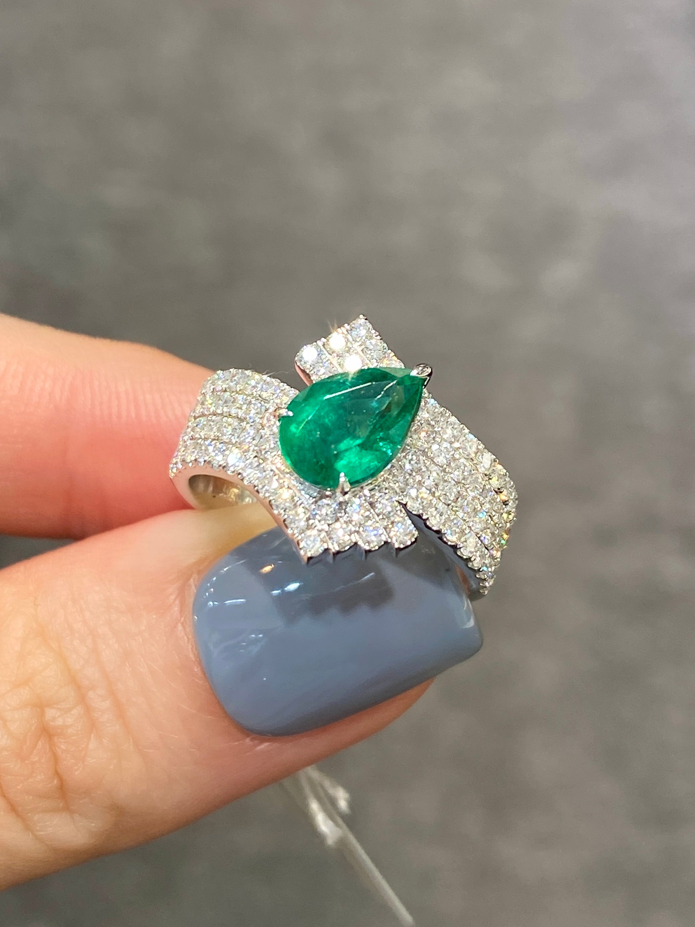 1.55 Carat Natural Emerald Ring - Genuine Green Gemstone Jewelry for Women - Perfect for Engagement, Anniversary & Special Occasions