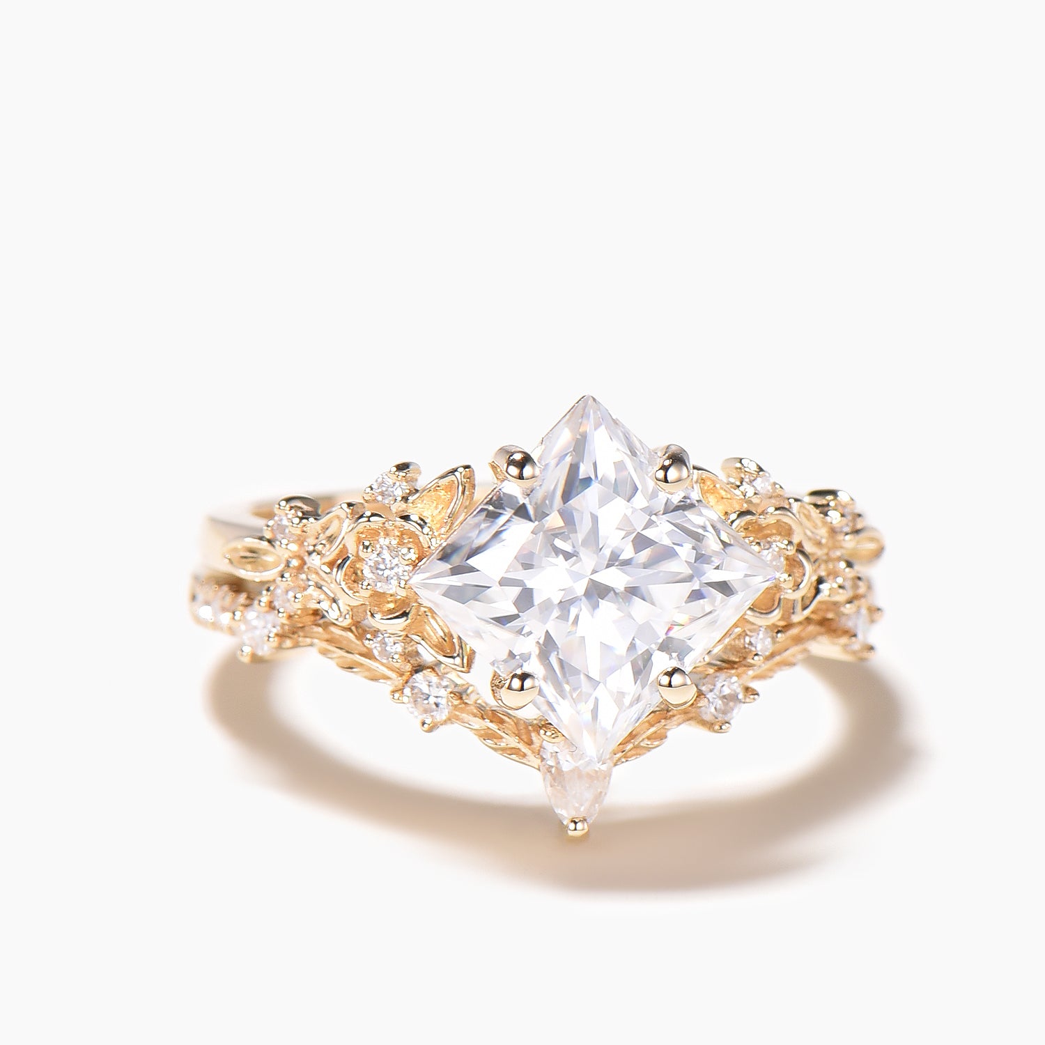Princess Cut Moissanite Flower Engagement Ring - Nature Inspired Leaf Design Bridal Set for Wedding, Proposal & Anniversary Gifts