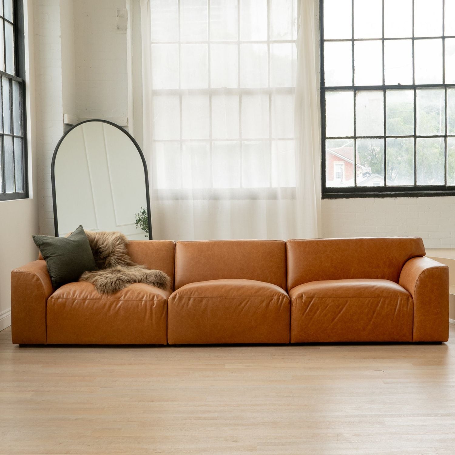 Aspen Distressed Cognac Leather 3-Seater Sofa - Genuine Leather Couch for Living Room, Lounge & Office - Comfortable Modern Sectional Sofa for Home Decor
