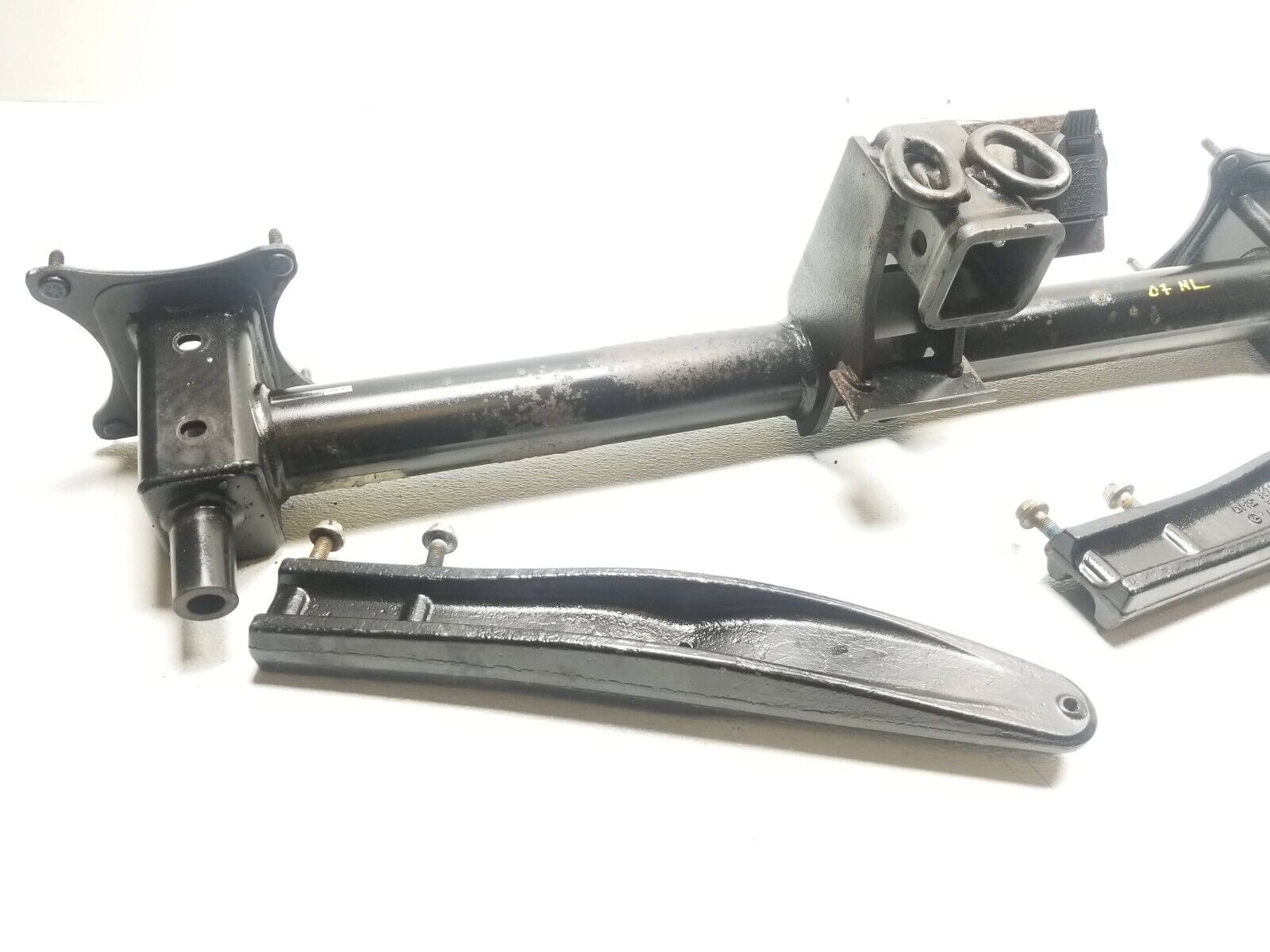 2006-2011 Mercedes ML500 OEM Trailer Tow Hitch - Heavy Duty Towing for Camping, Boating & Off-Road Adventures