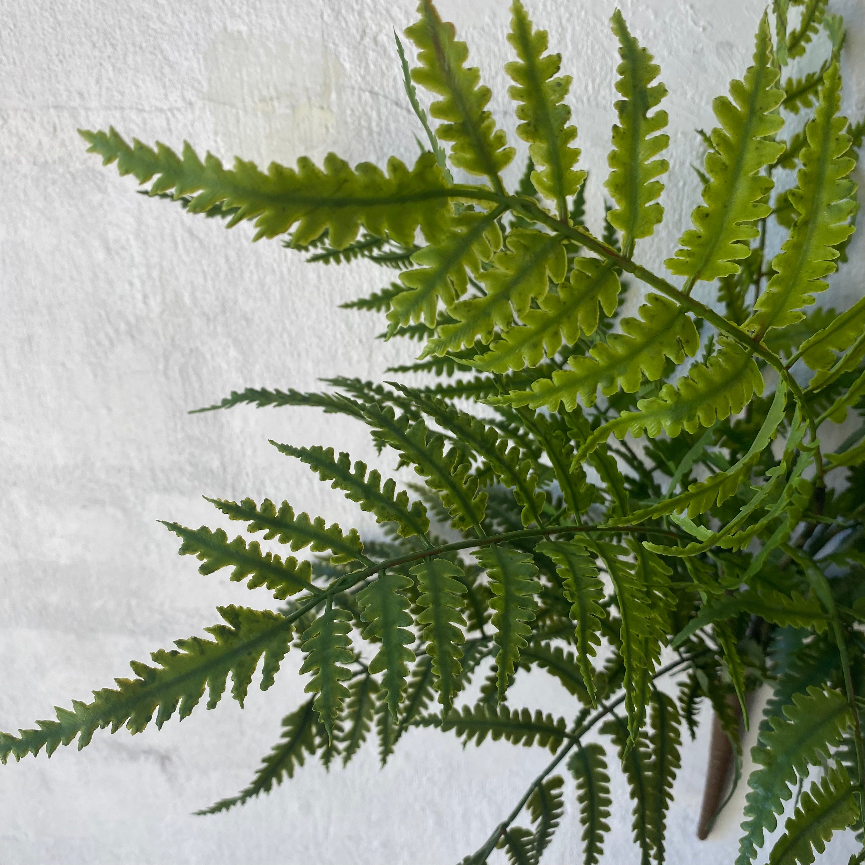 Artificial Fern Chain - Realistic Greenery for Outdoor Decor, Wedding Backdrops, Garden Fencing & Patio Hanging Decorations